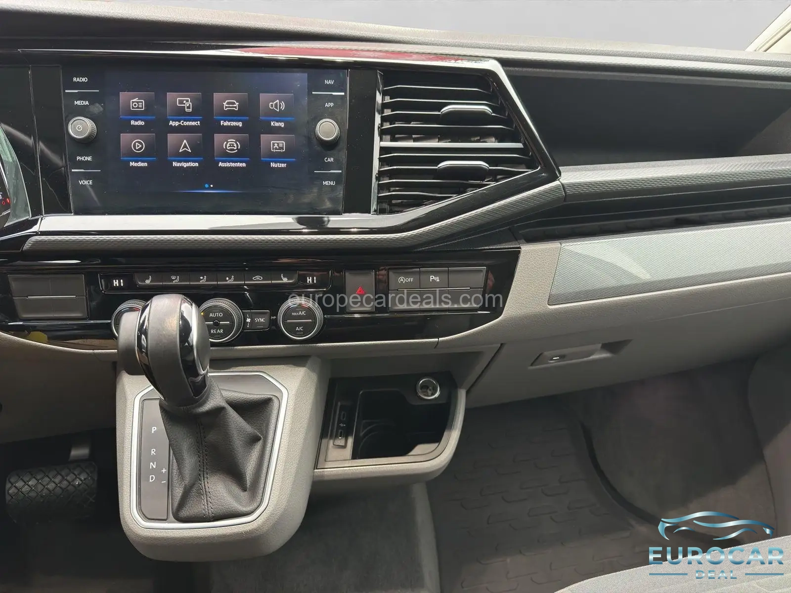 Volkswagen T6 California