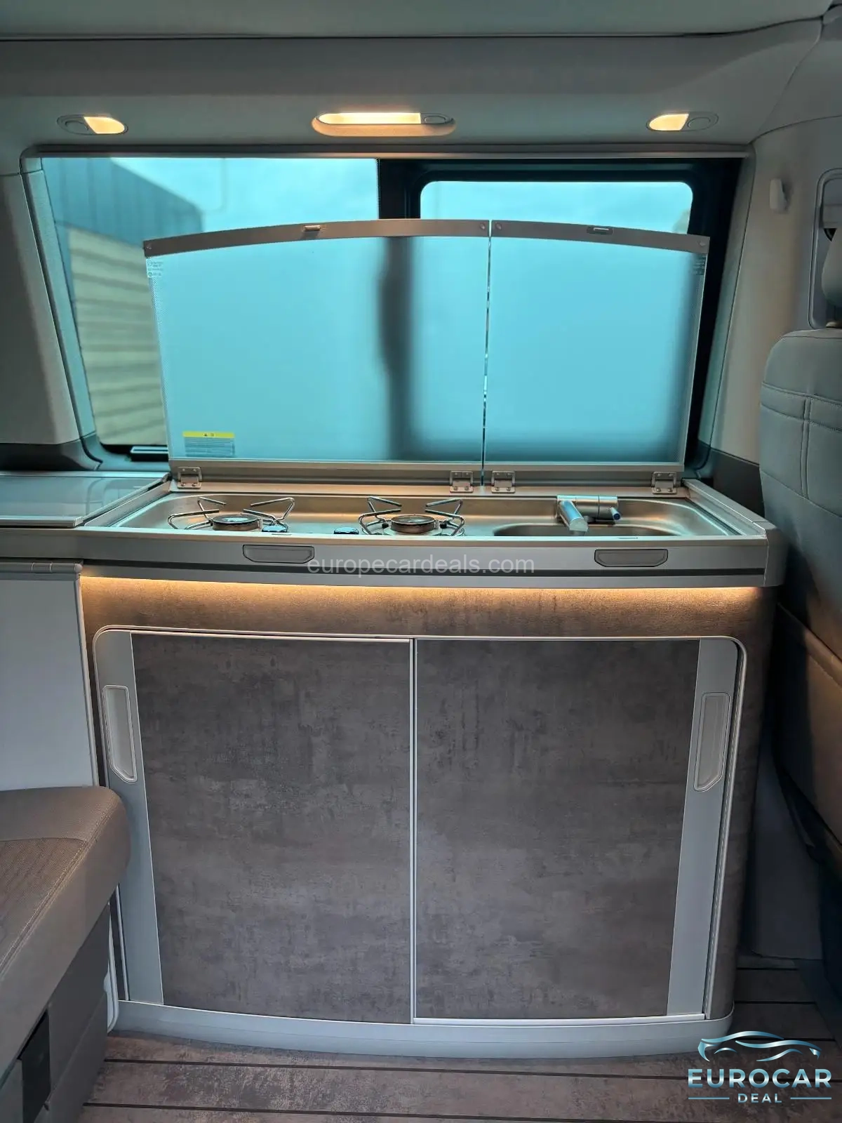 Volkswagen T6 California
