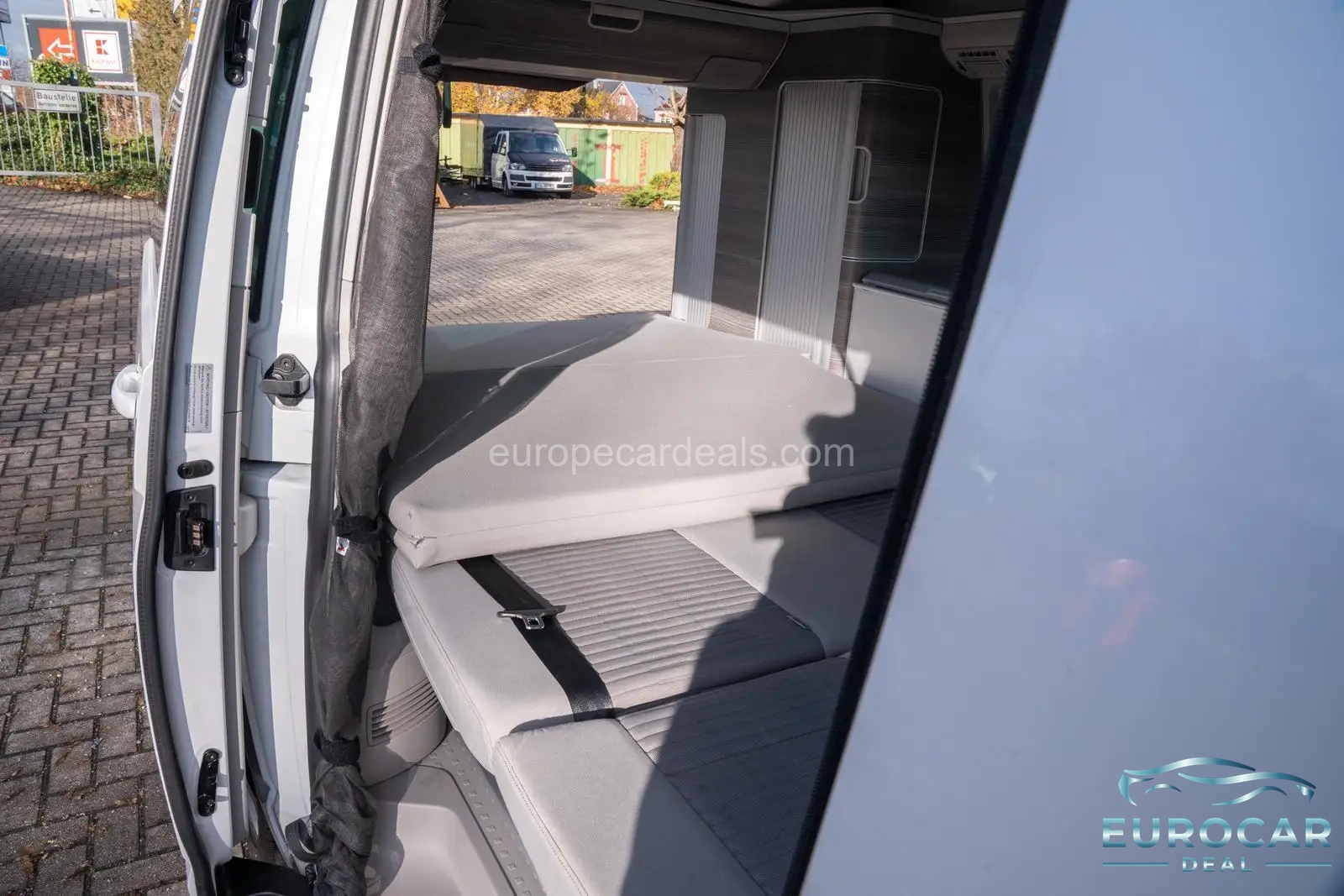 Volkswagen T6 California