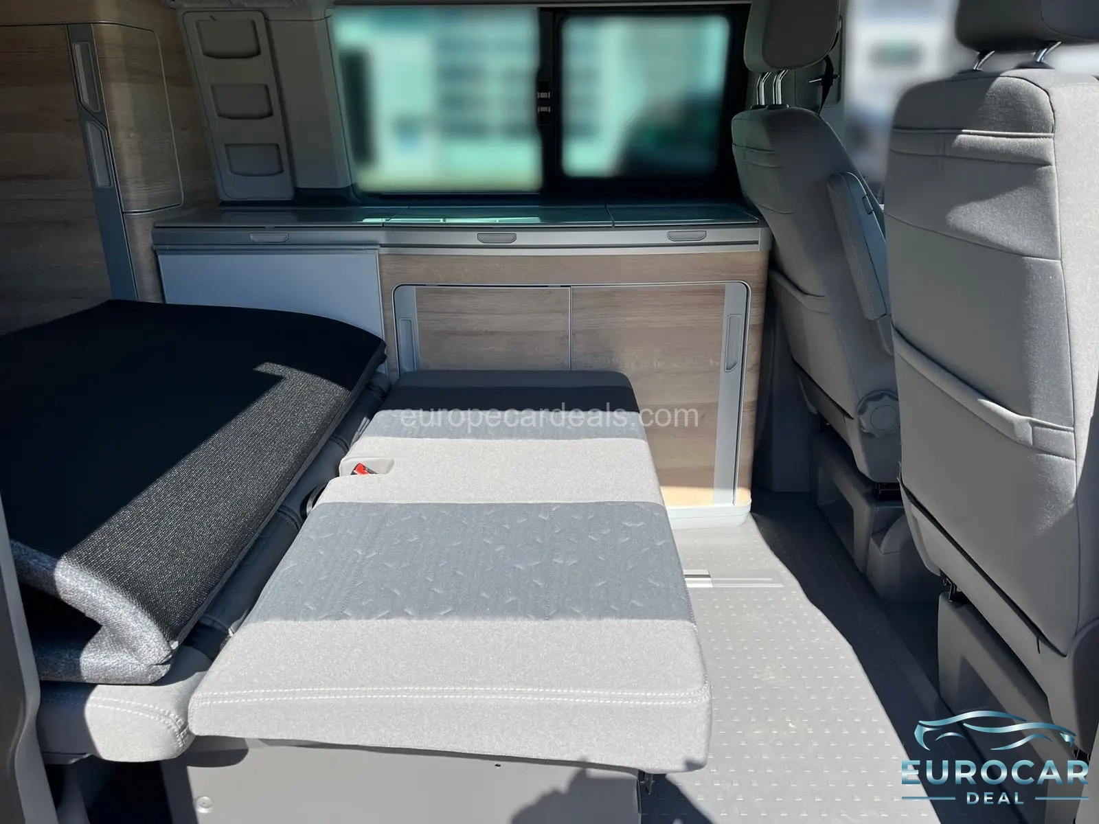 Volkswagen T6 California