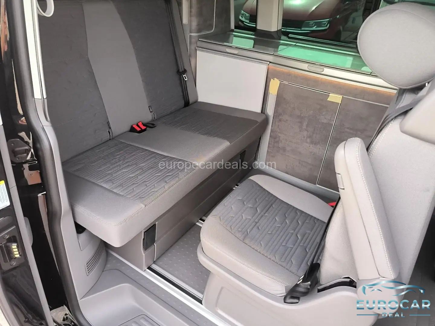 Volkswagen T6 California