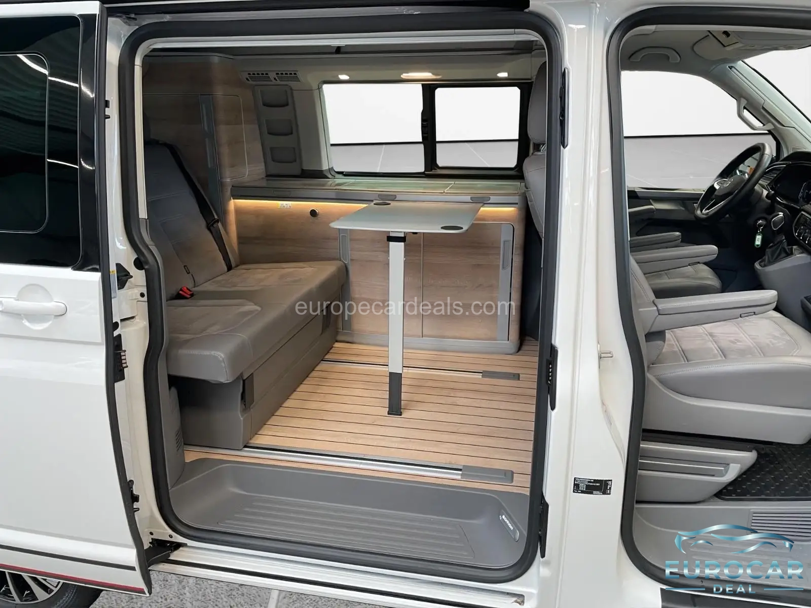 Volkswagen T6 California