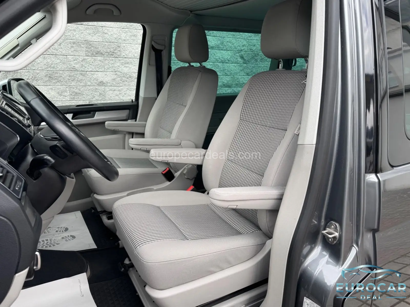 Volkswagen T6 California