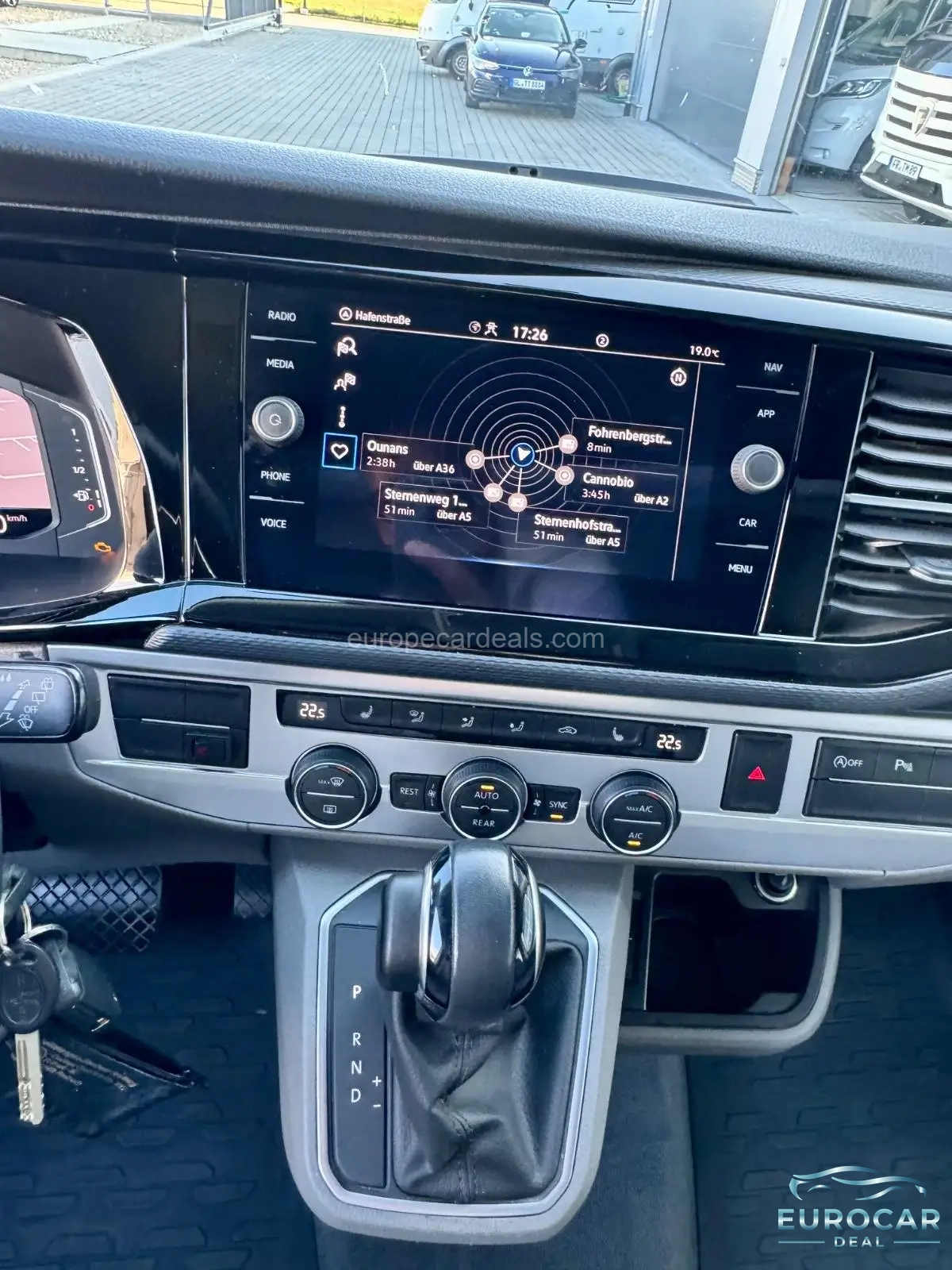 Volkswagen T6 California