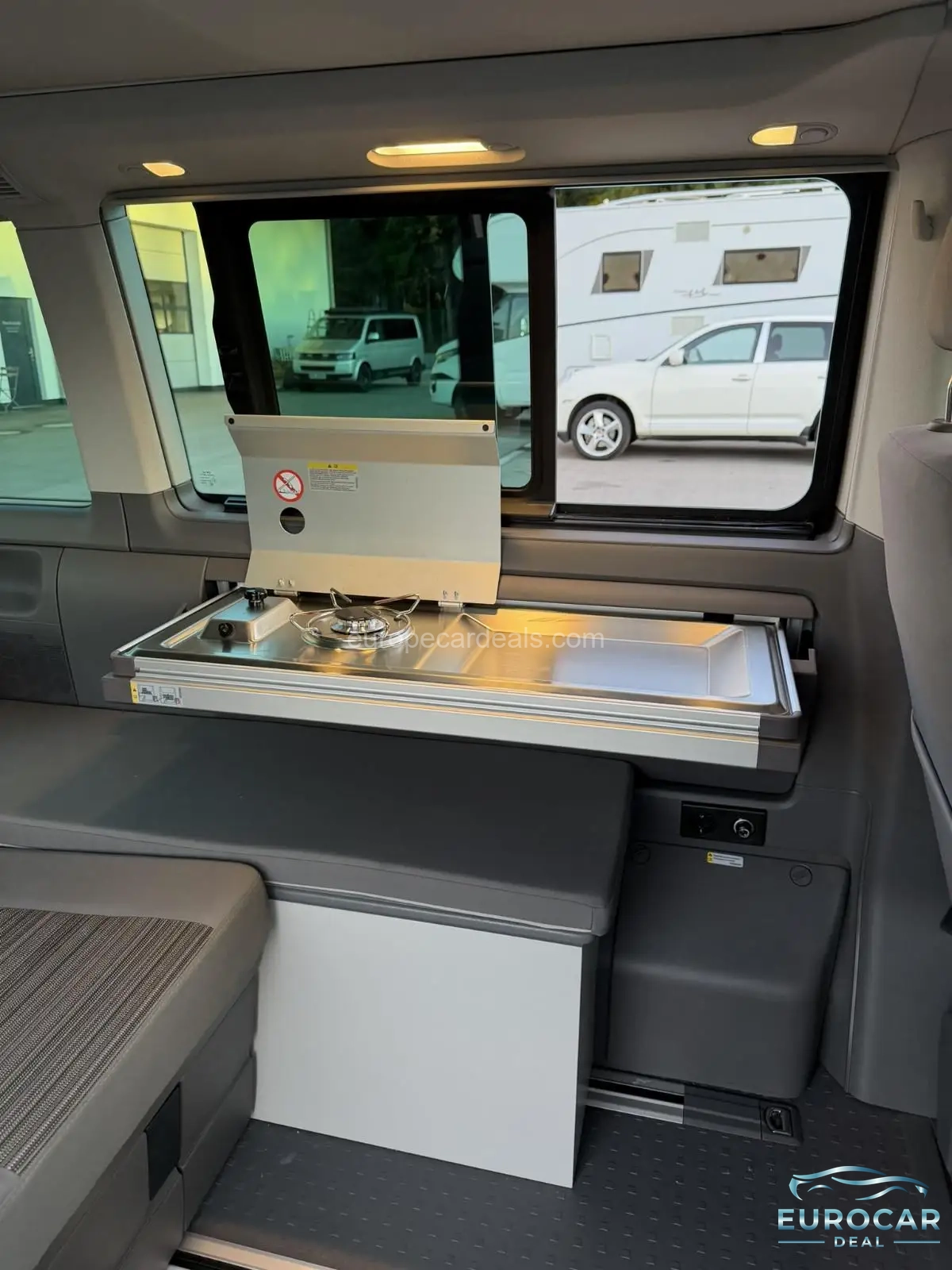 Volkswagen T6 California