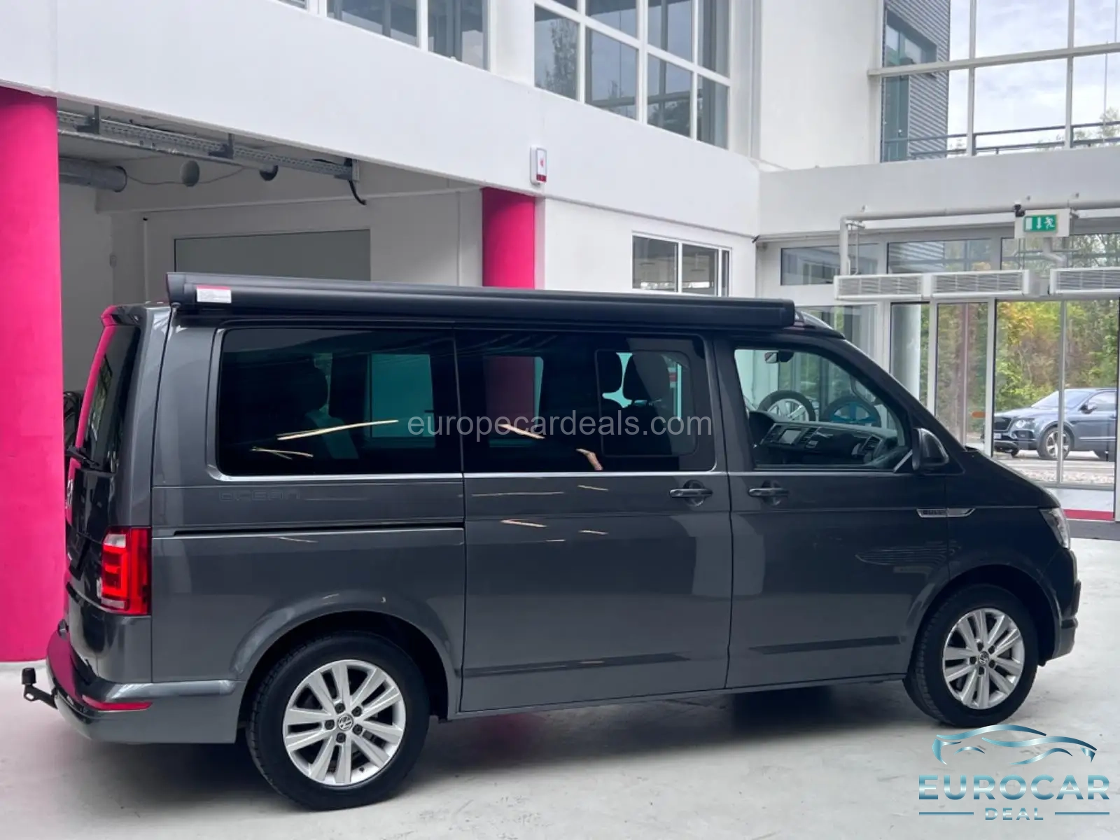 Volkswagen T6 California
