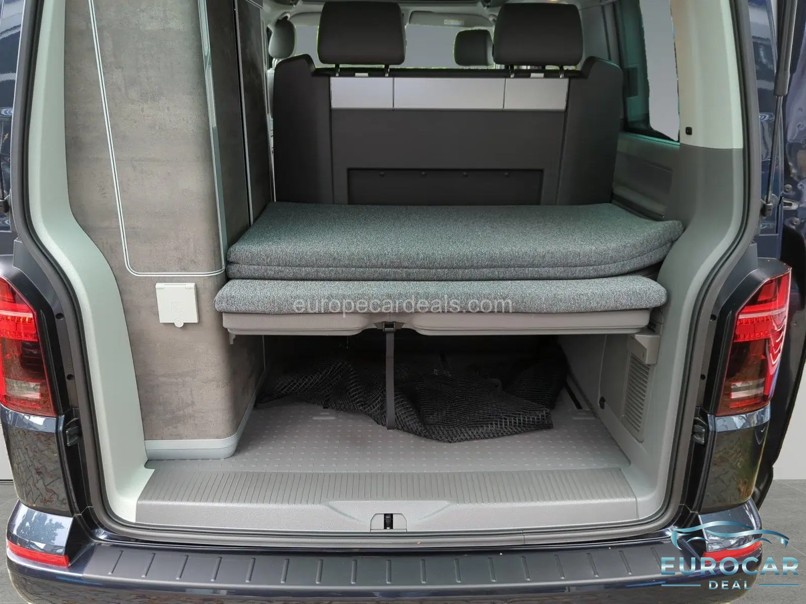 Volkswagen T6 California