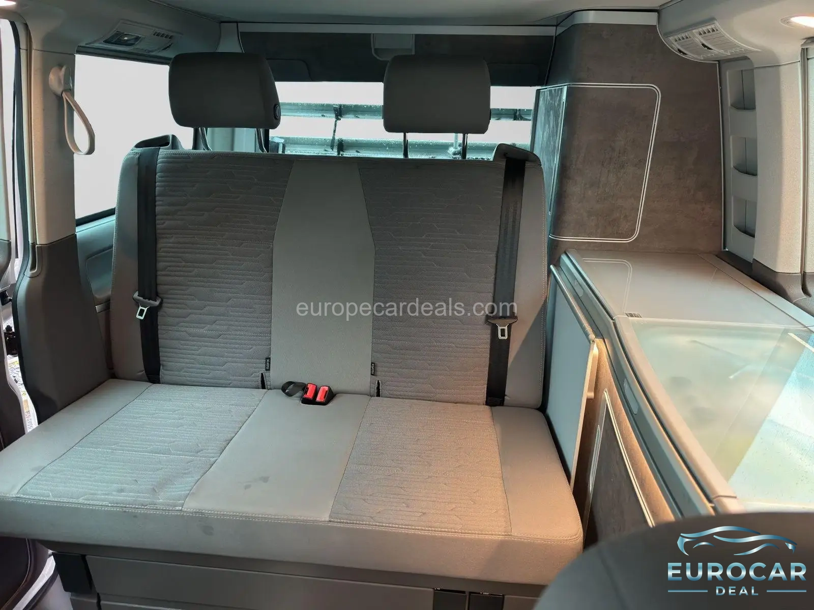 Volkswagen T6 California
