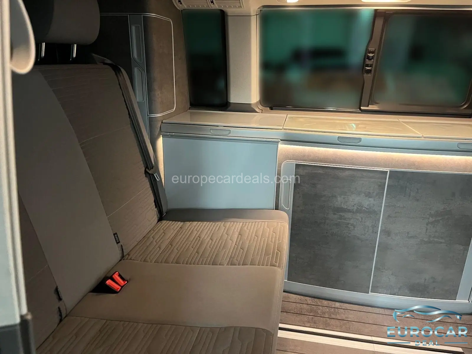 Volkswagen T6 California