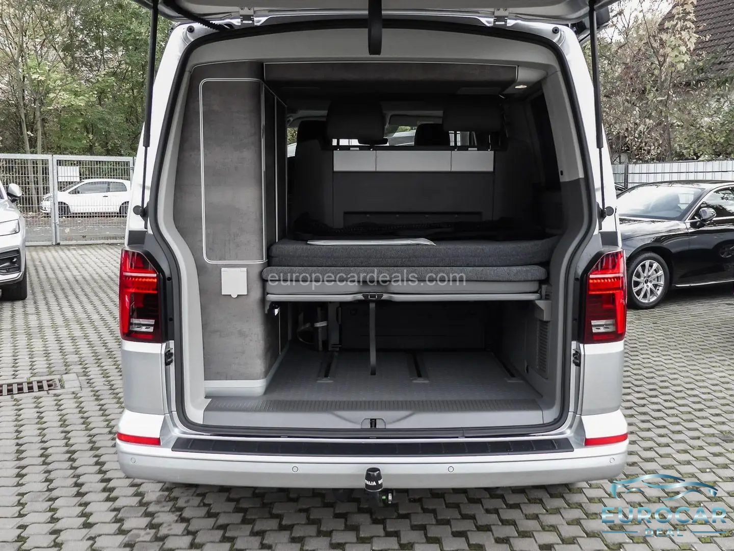Volkswagen T6 California