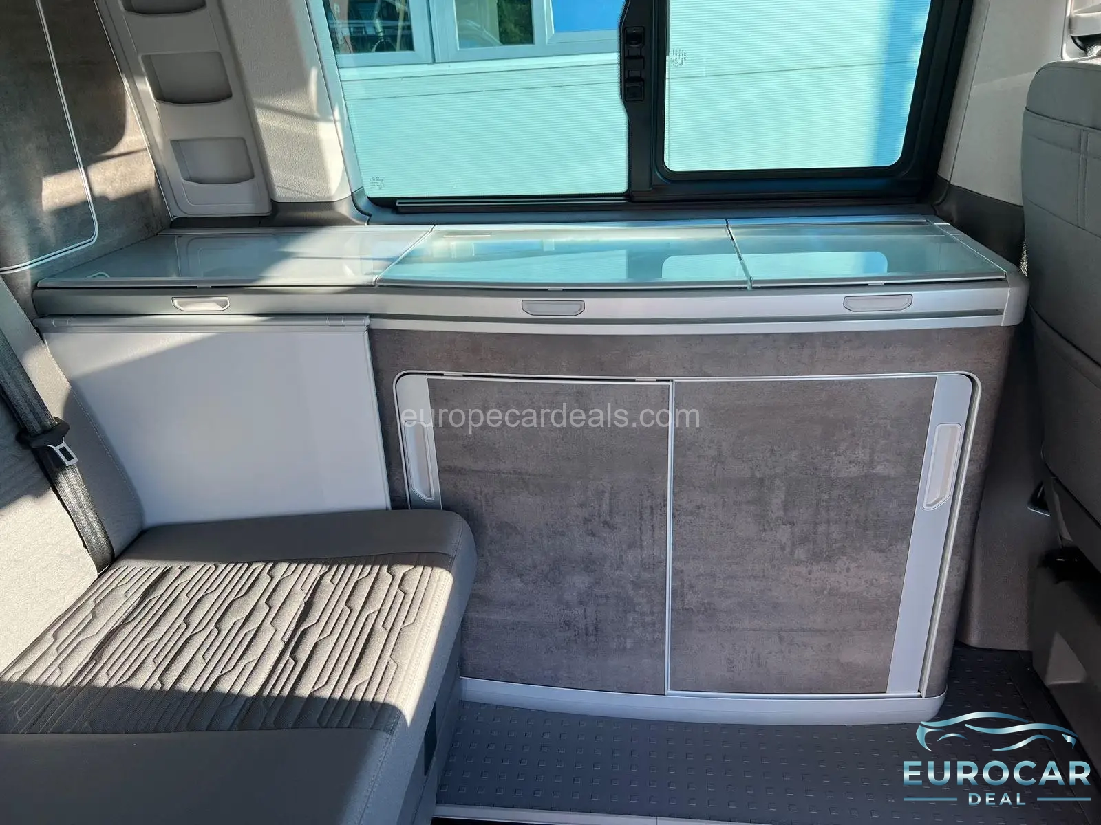 Volkswagen T6 California
