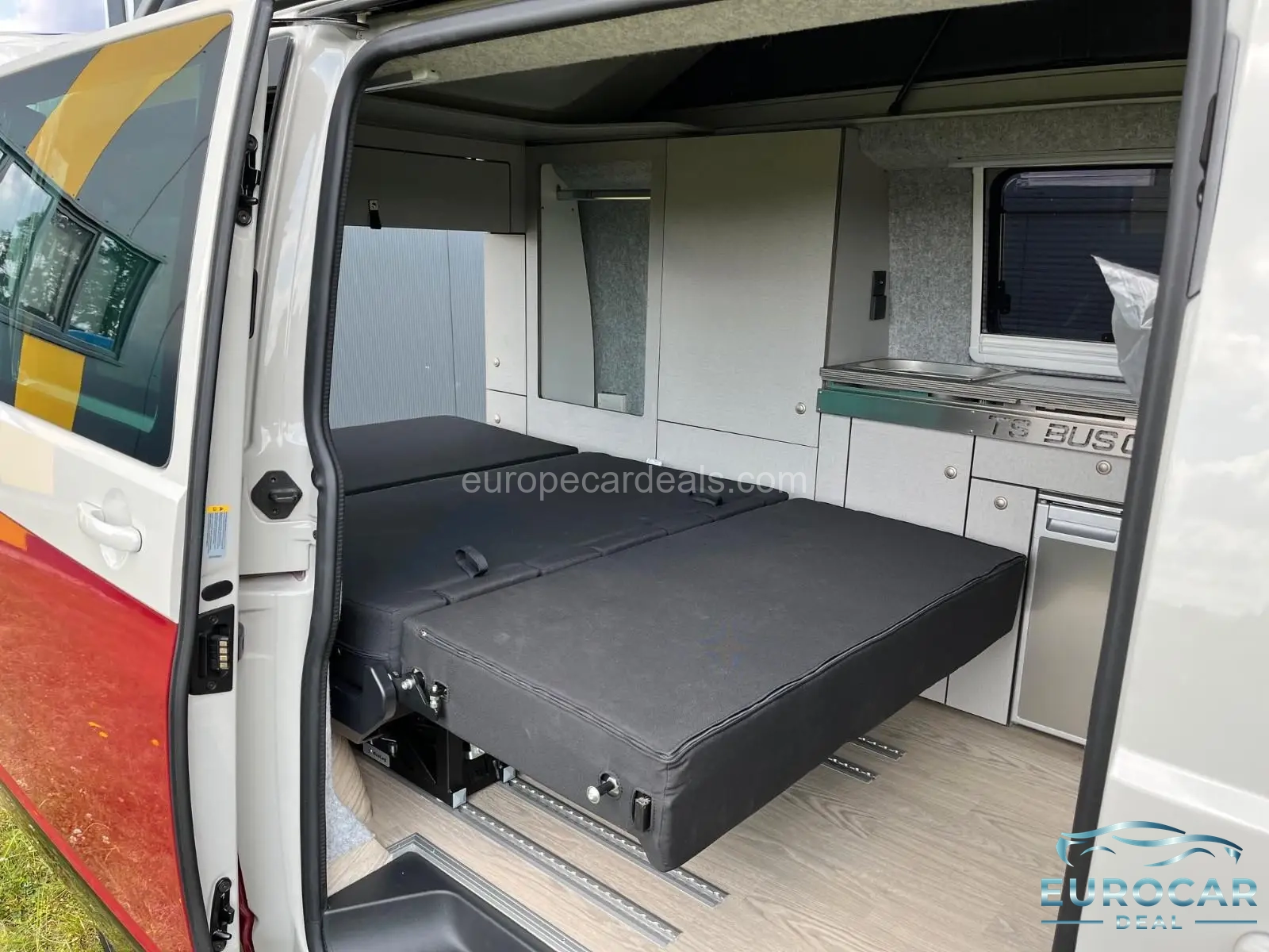 Volkswagen T6 California