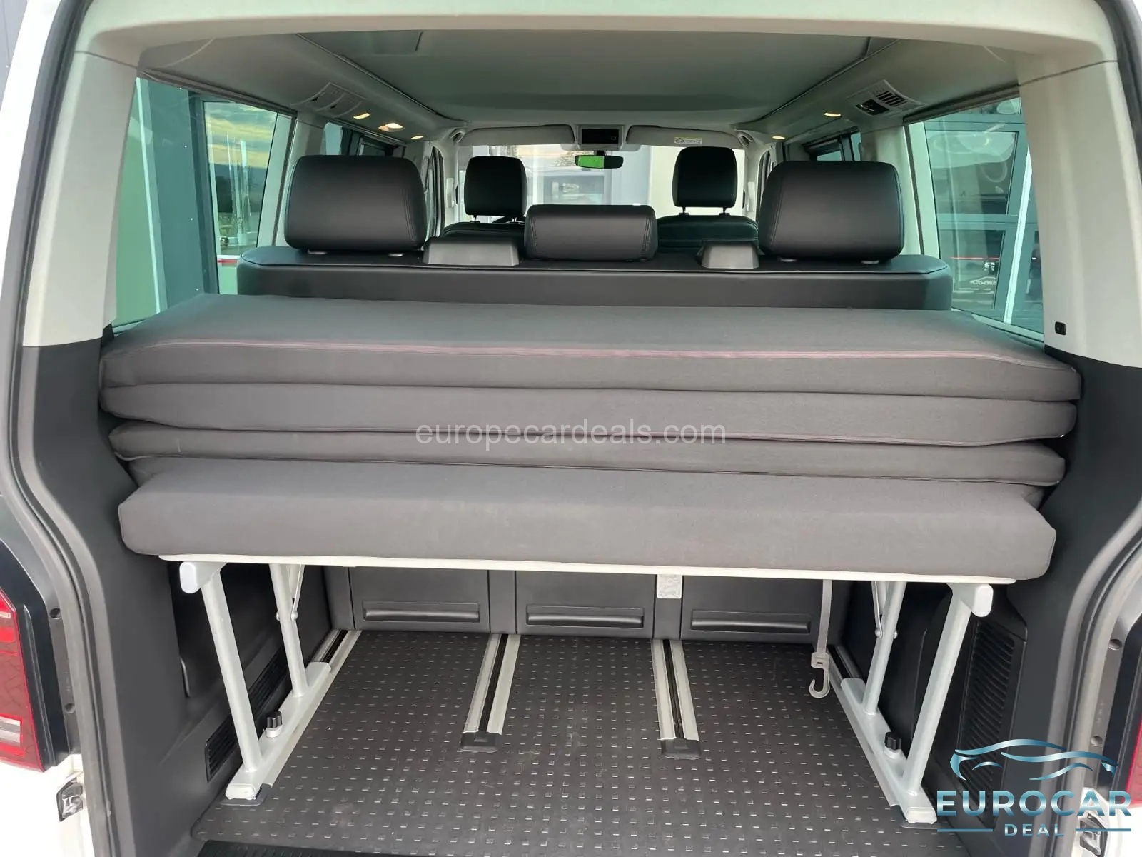 Volkswagen T6 California