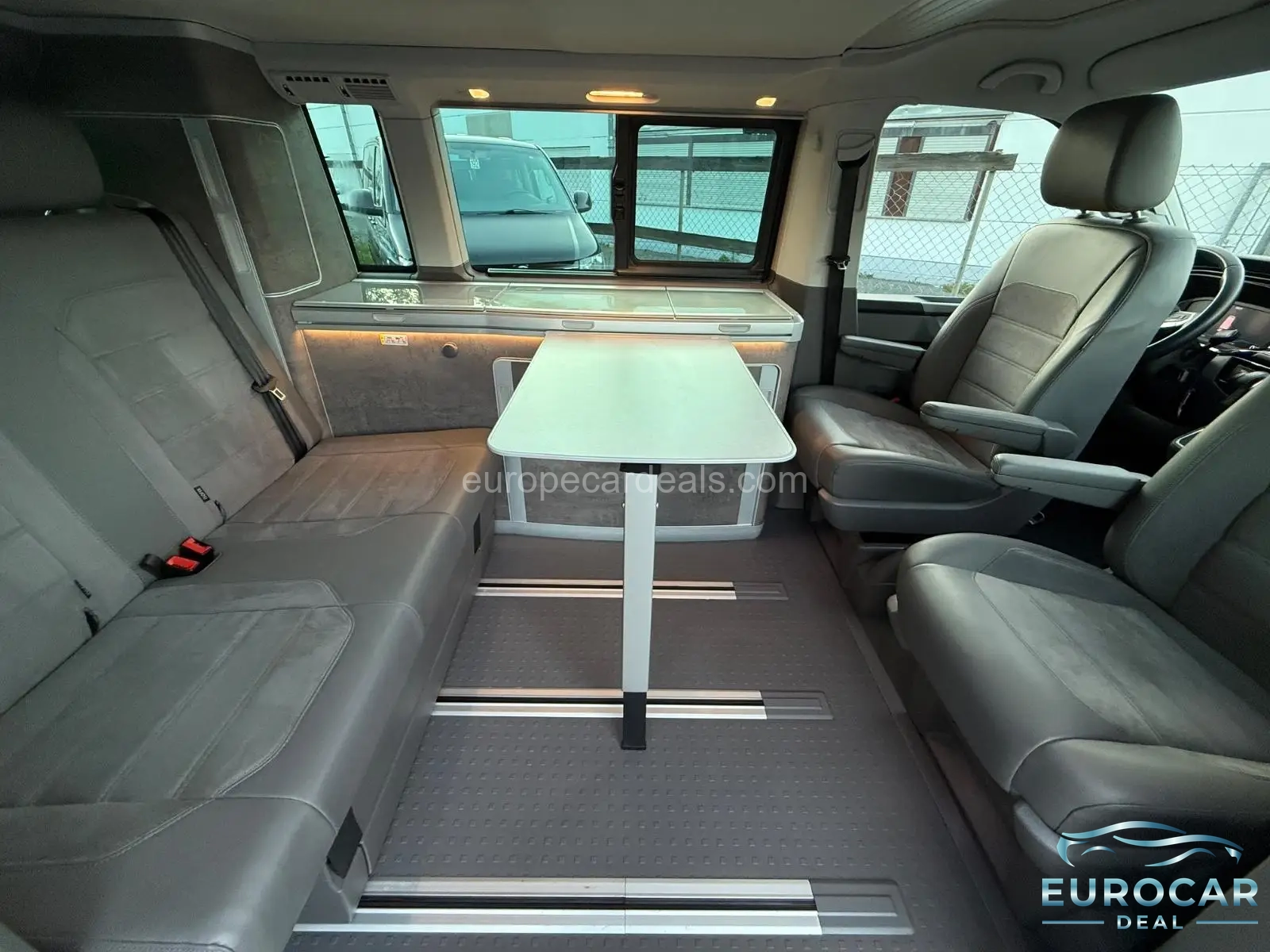 Volkswagen T6 California