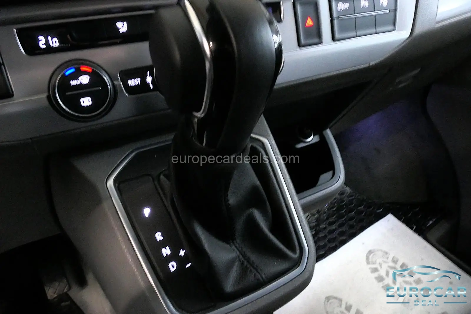 Volkswagen T6 California