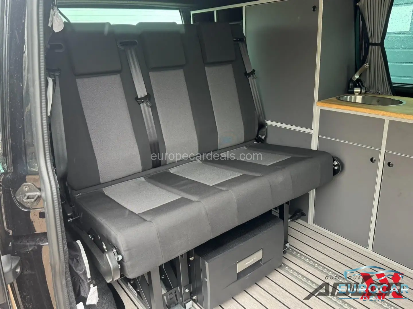 Volkswagen T6 California