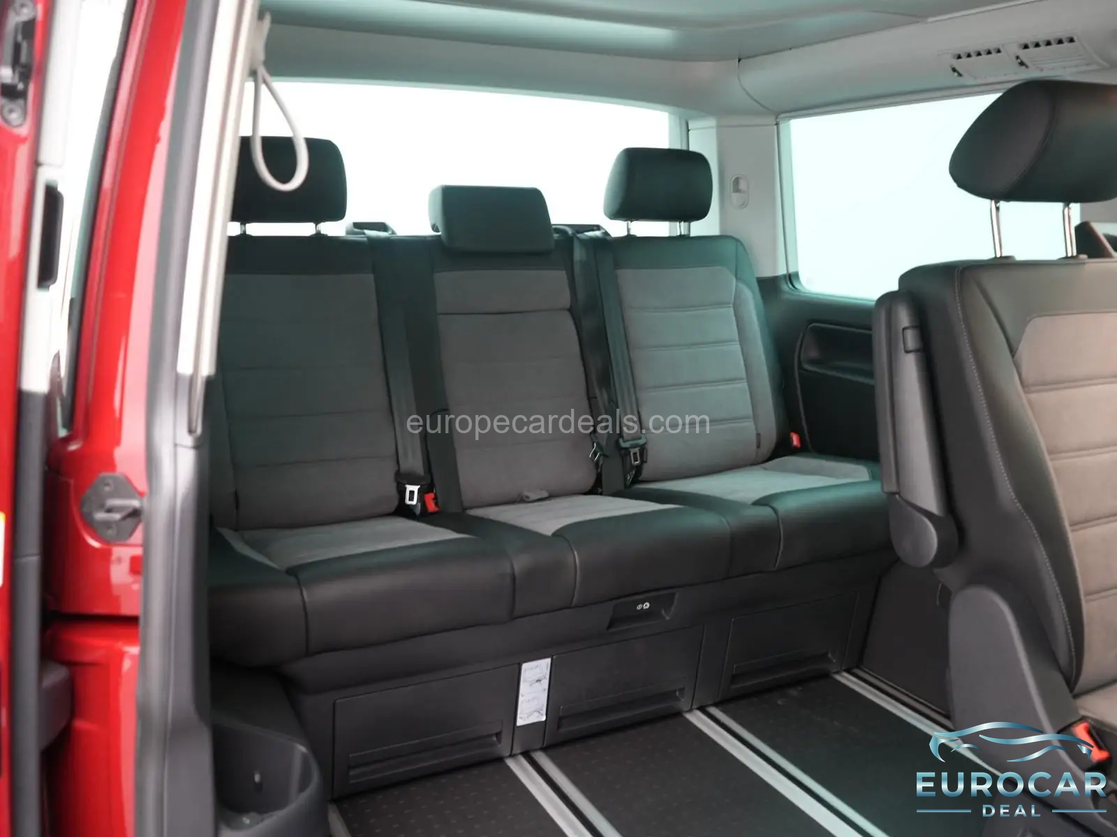 Volkswagen T6 California