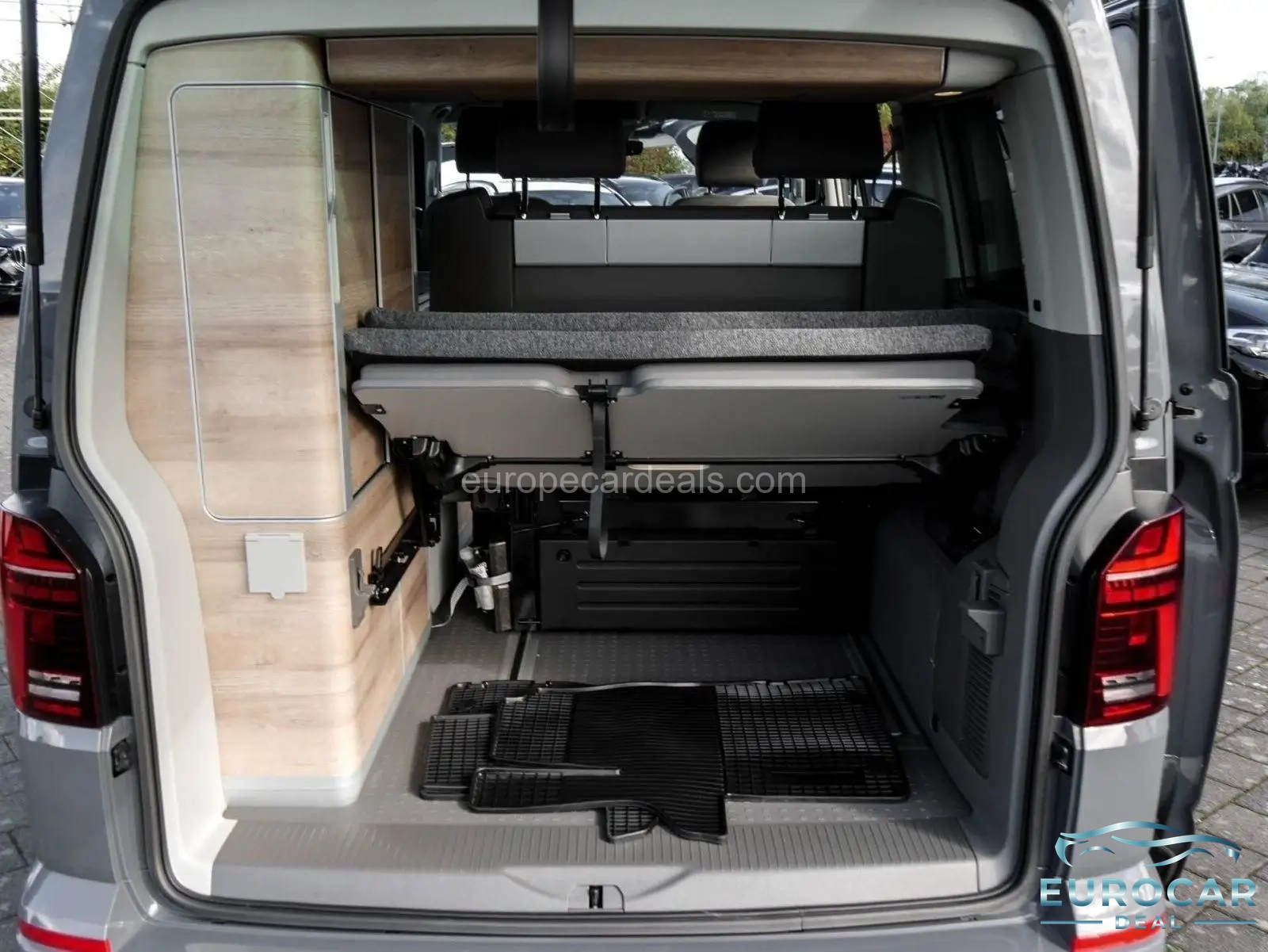 Volkswagen T6 California