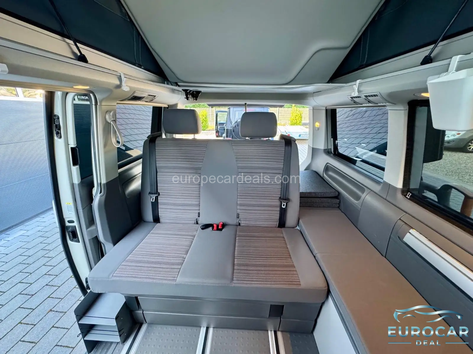 Volkswagen T6 California