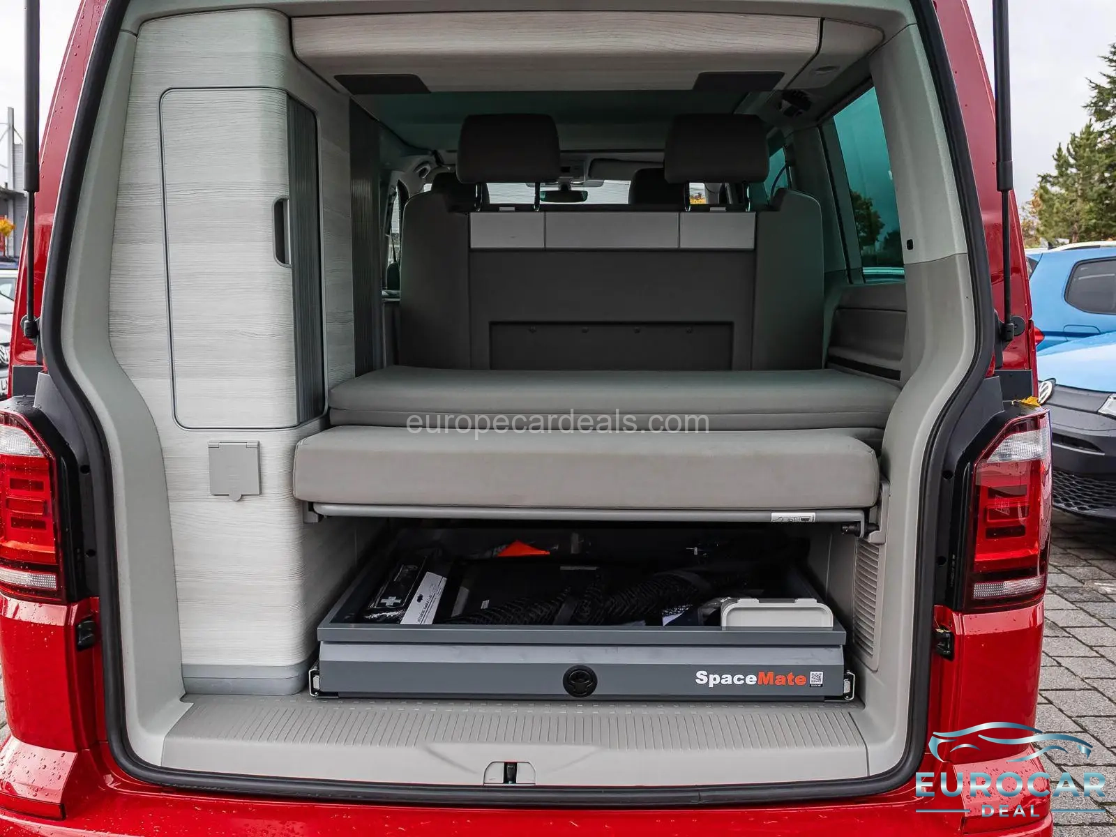 Volkswagen T6 California
