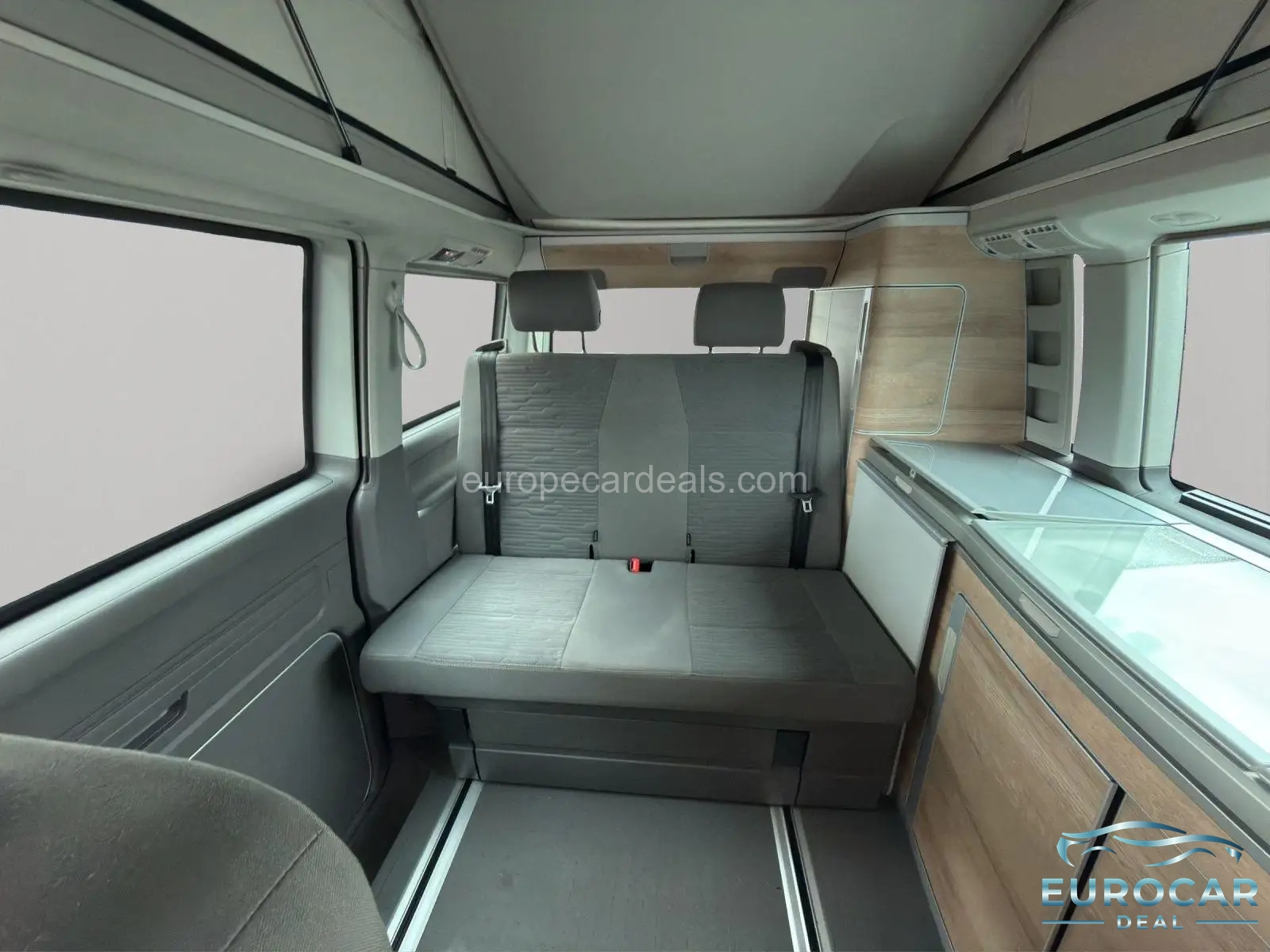 Volkswagen T6 California