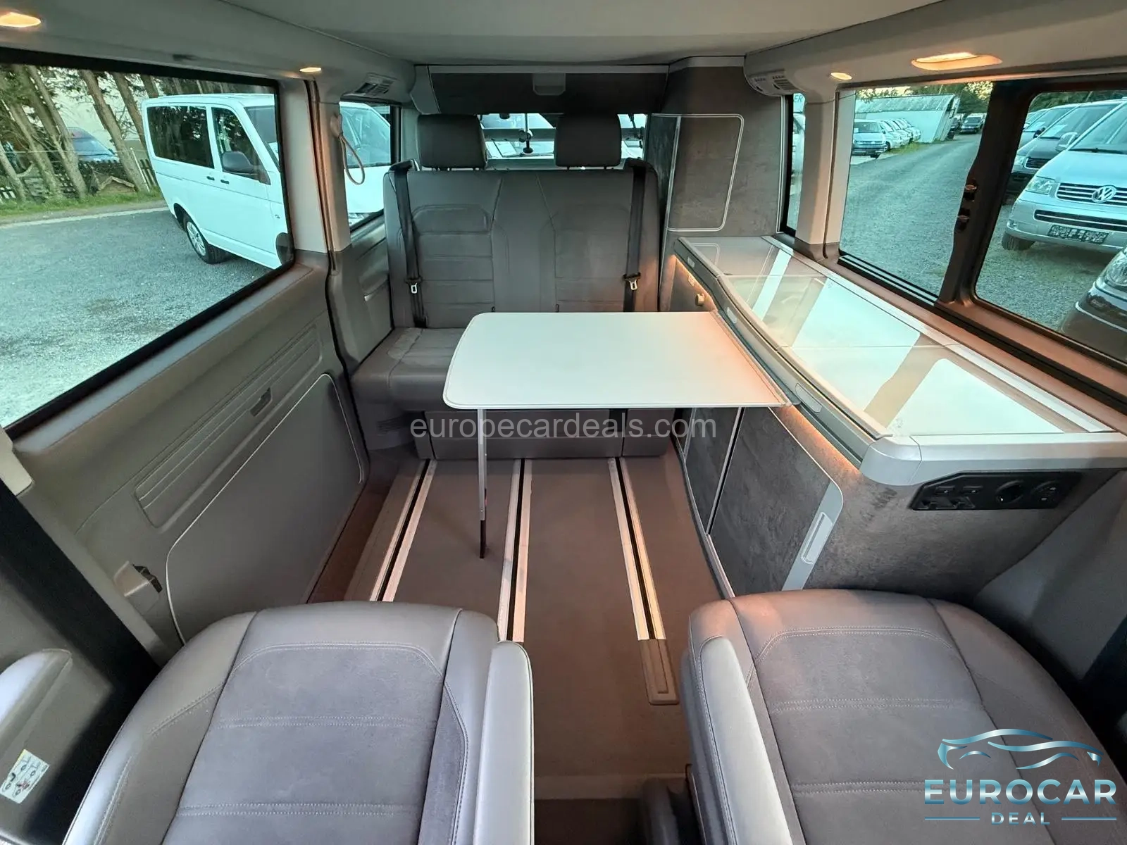 Volkswagen T6 California