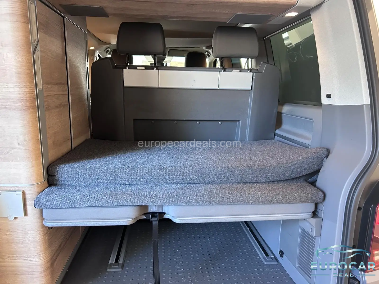 Volkswagen T6 California