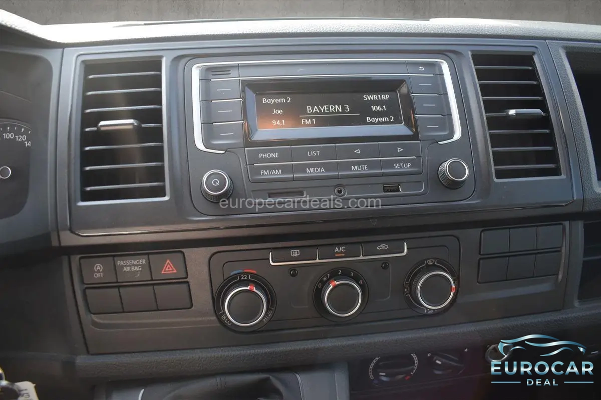 Volkswagen T6 California