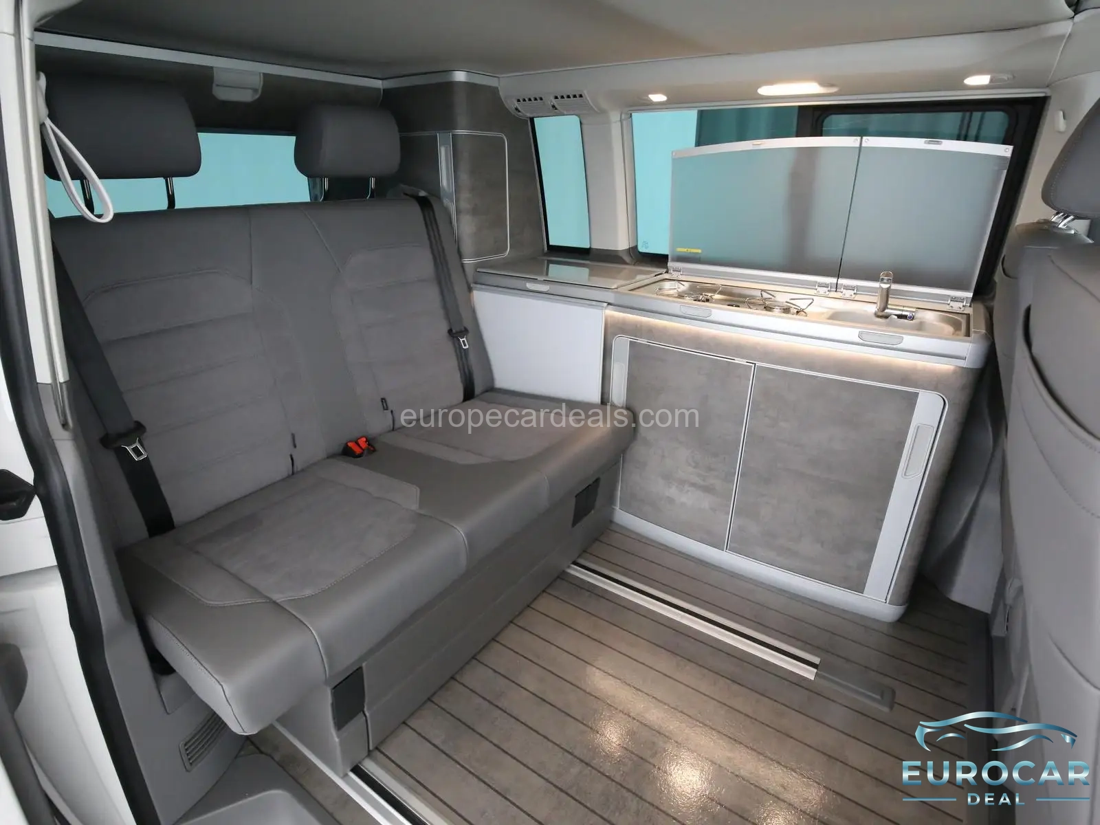 Volkswagen T6 California