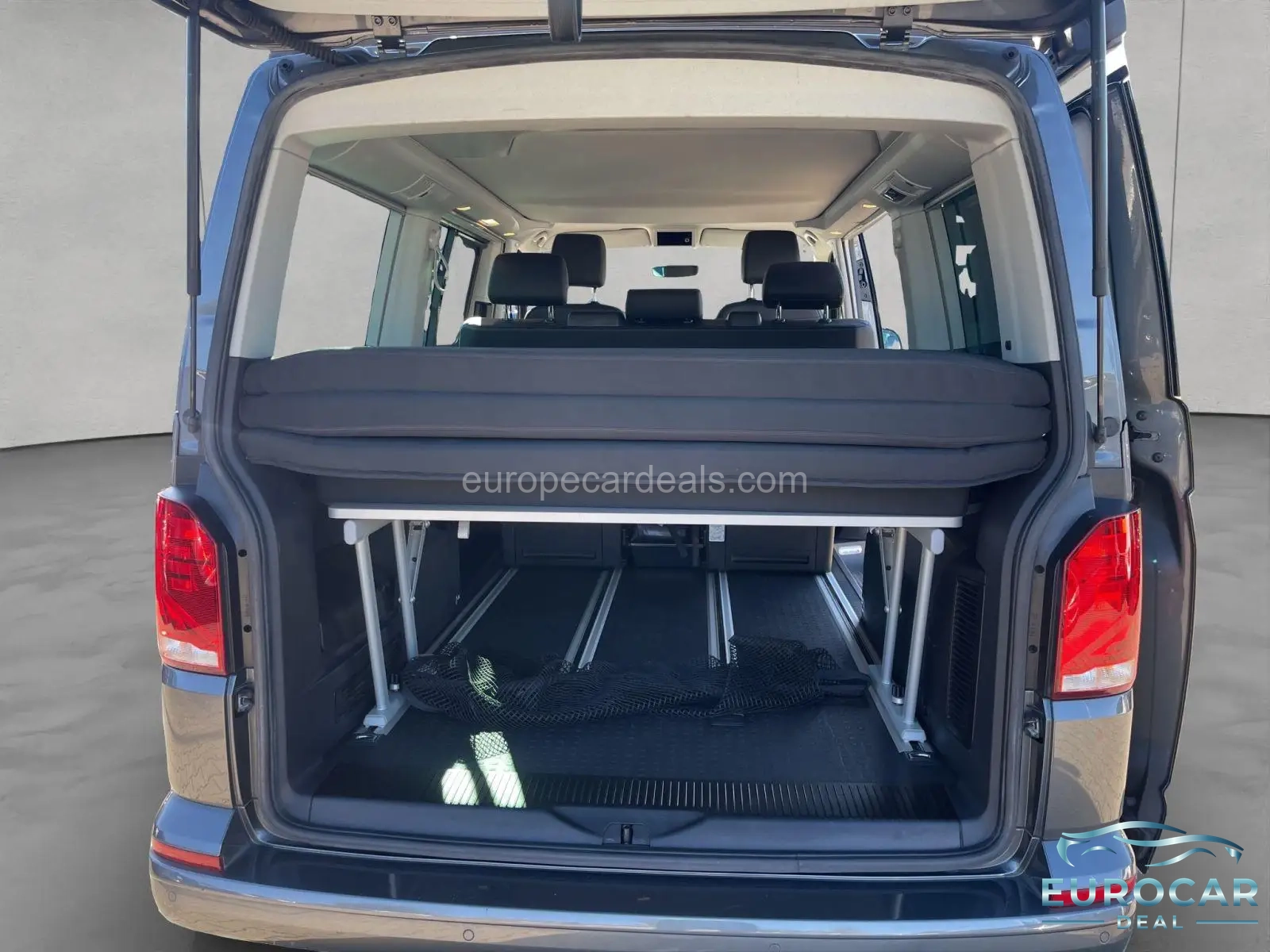 Volkswagen T6 California