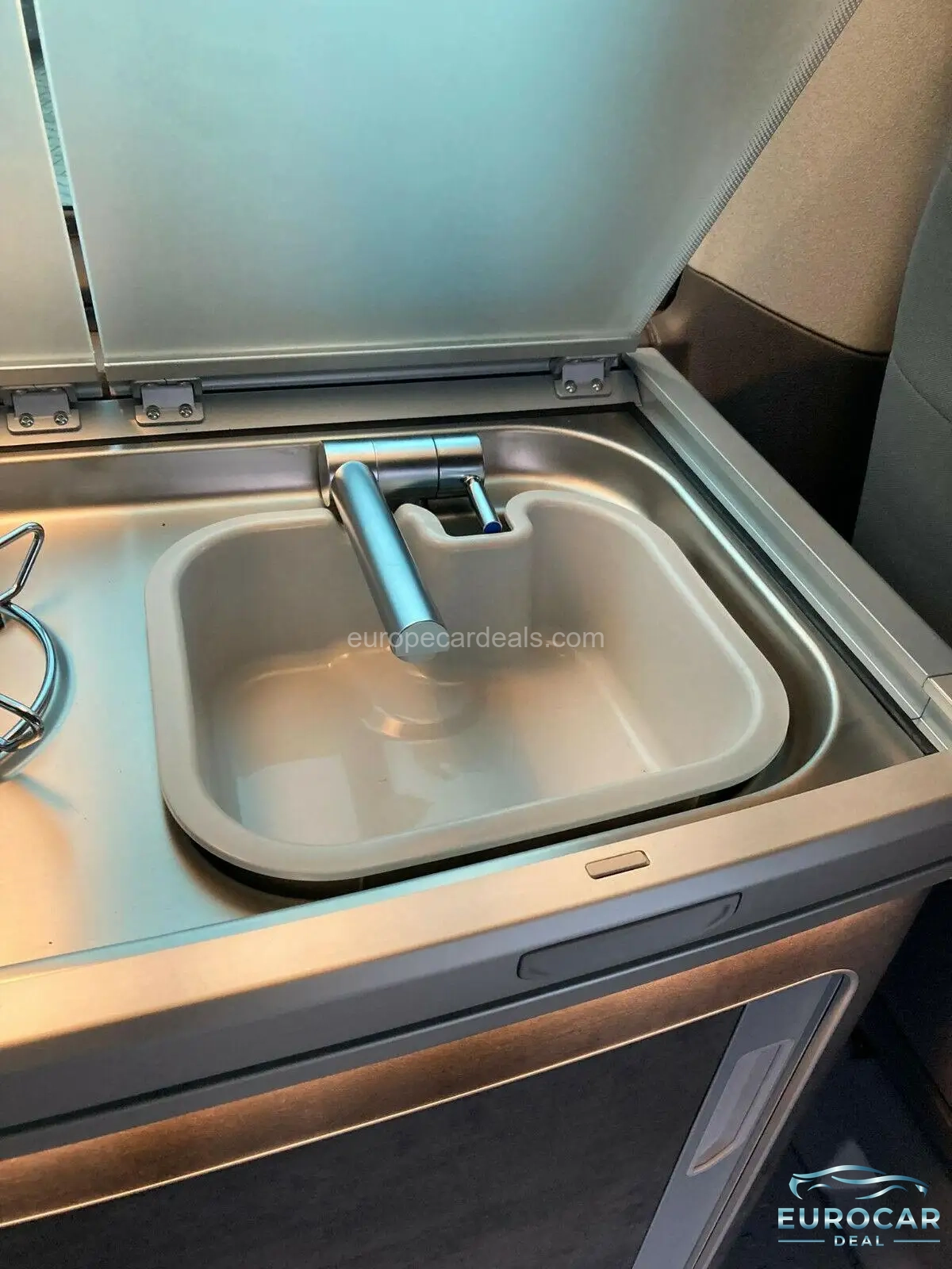 Volkswagen T6 California