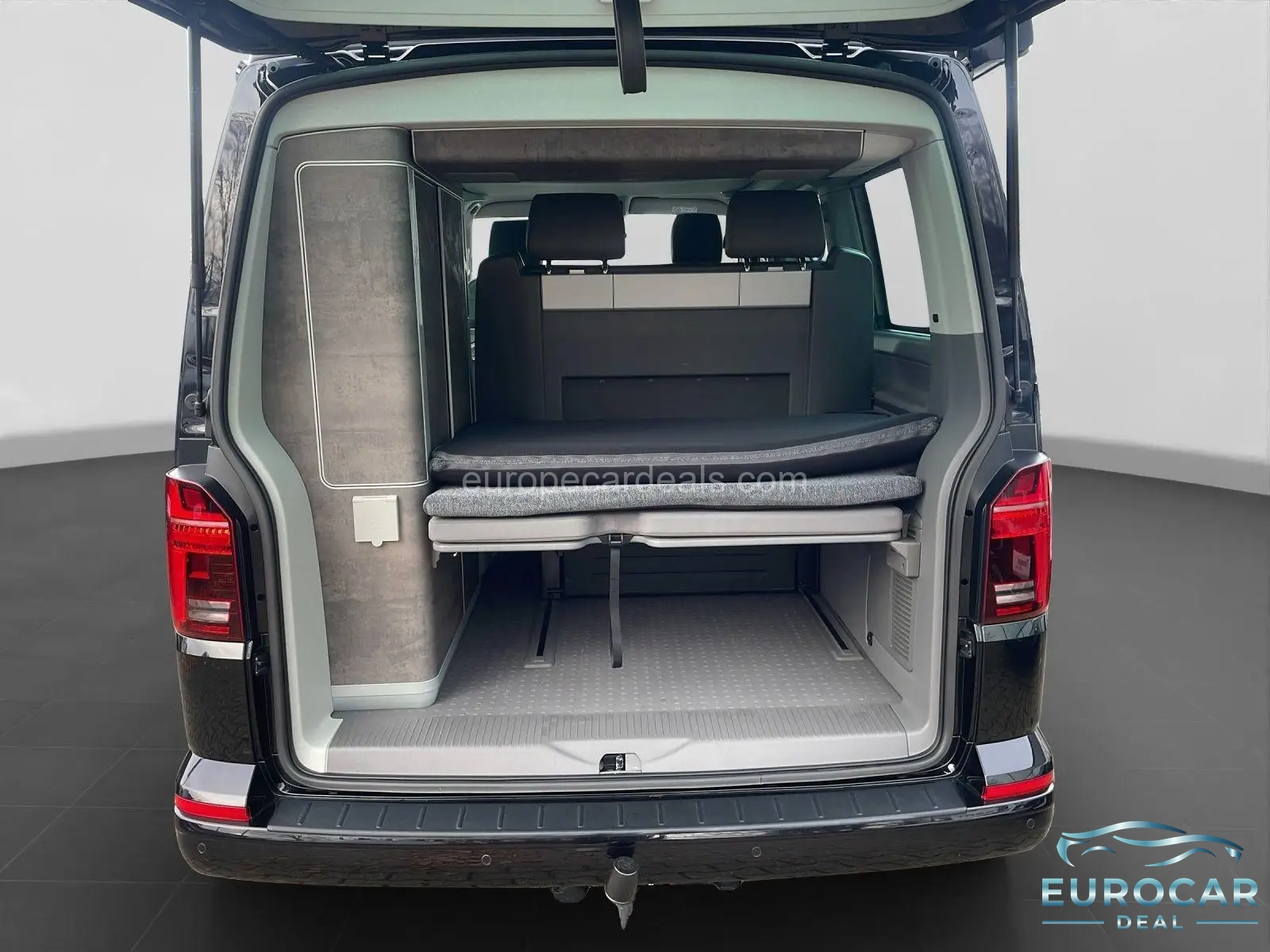 Volkswagen T6 California
