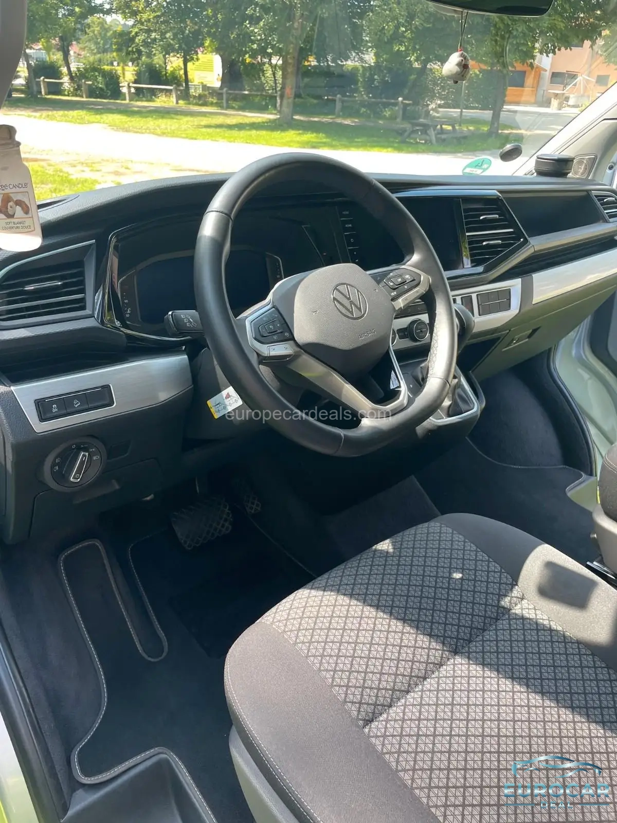 Volkswagen T6 California