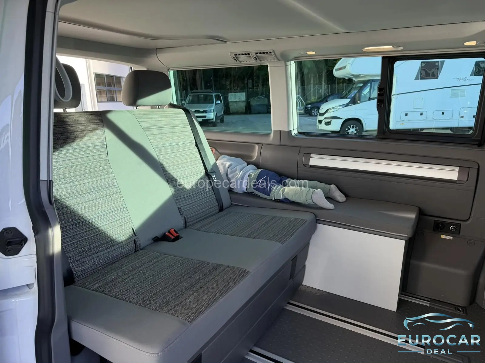 Volkswagen T6 California