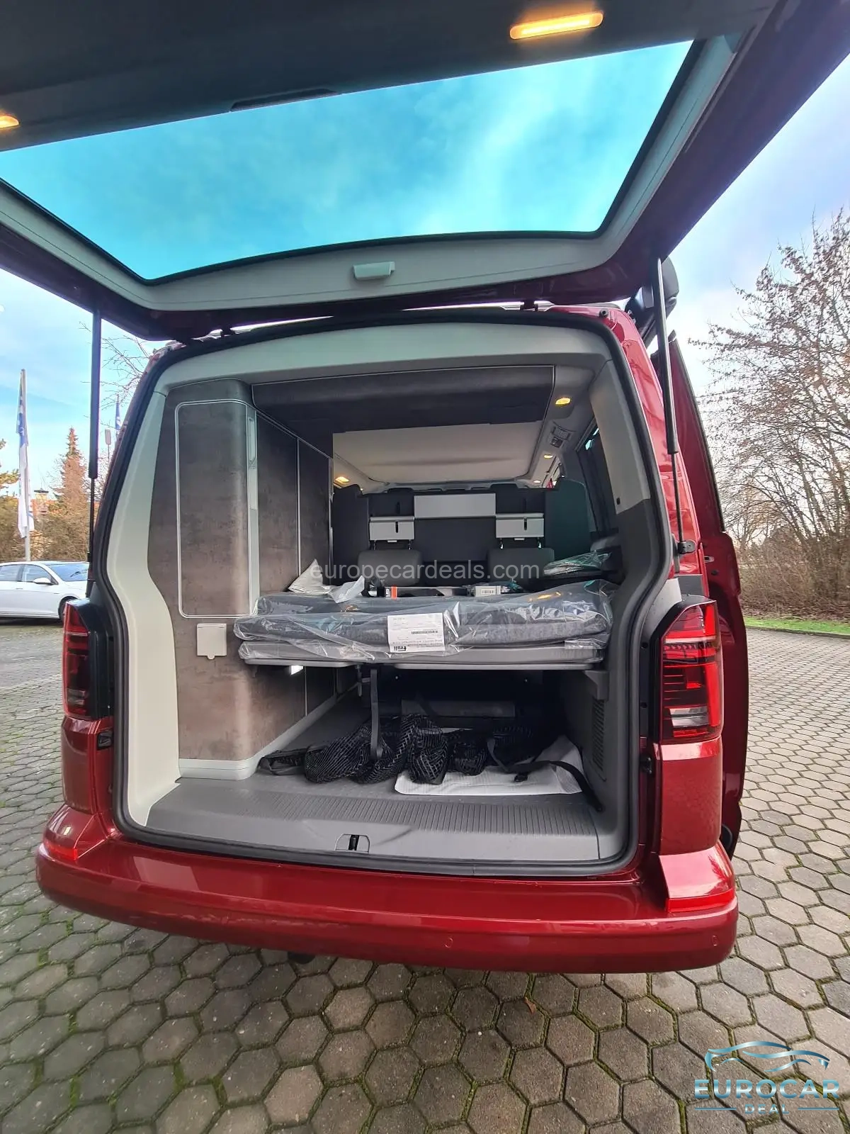 Volkswagen T6 California