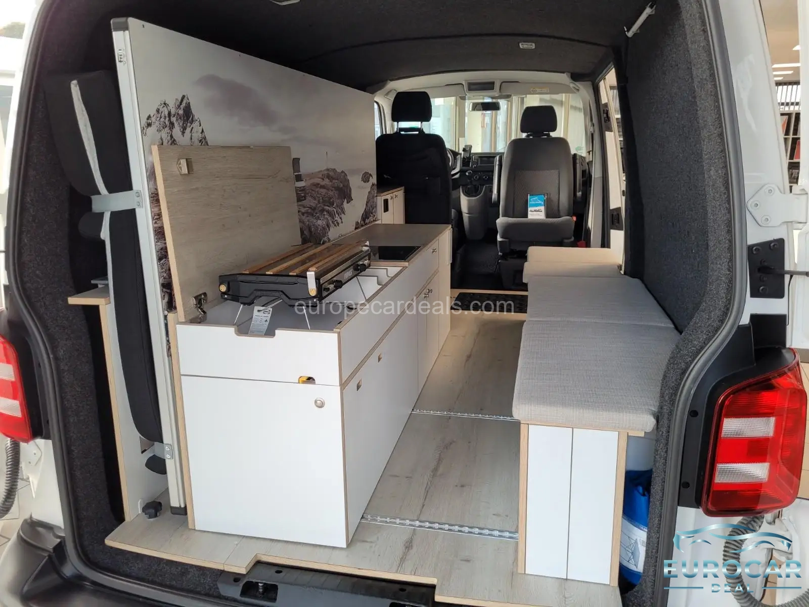 Volkswagen T6 California