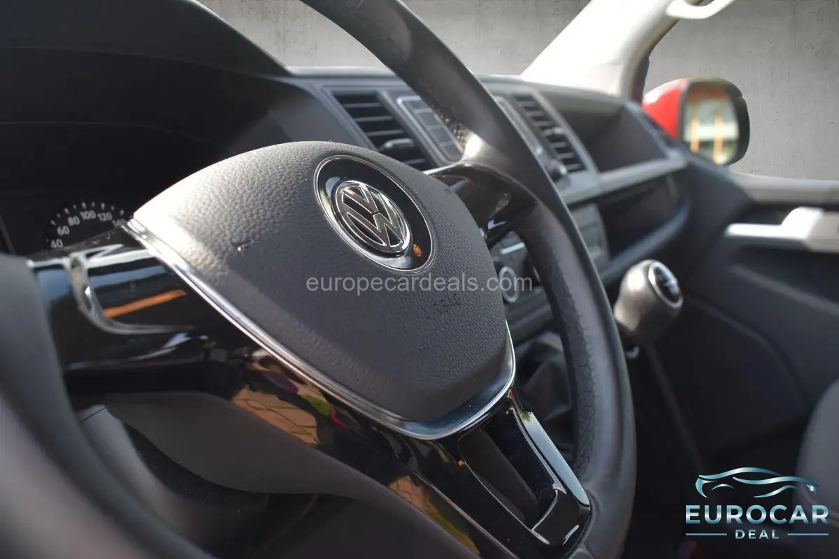 Volkswagen T6 California