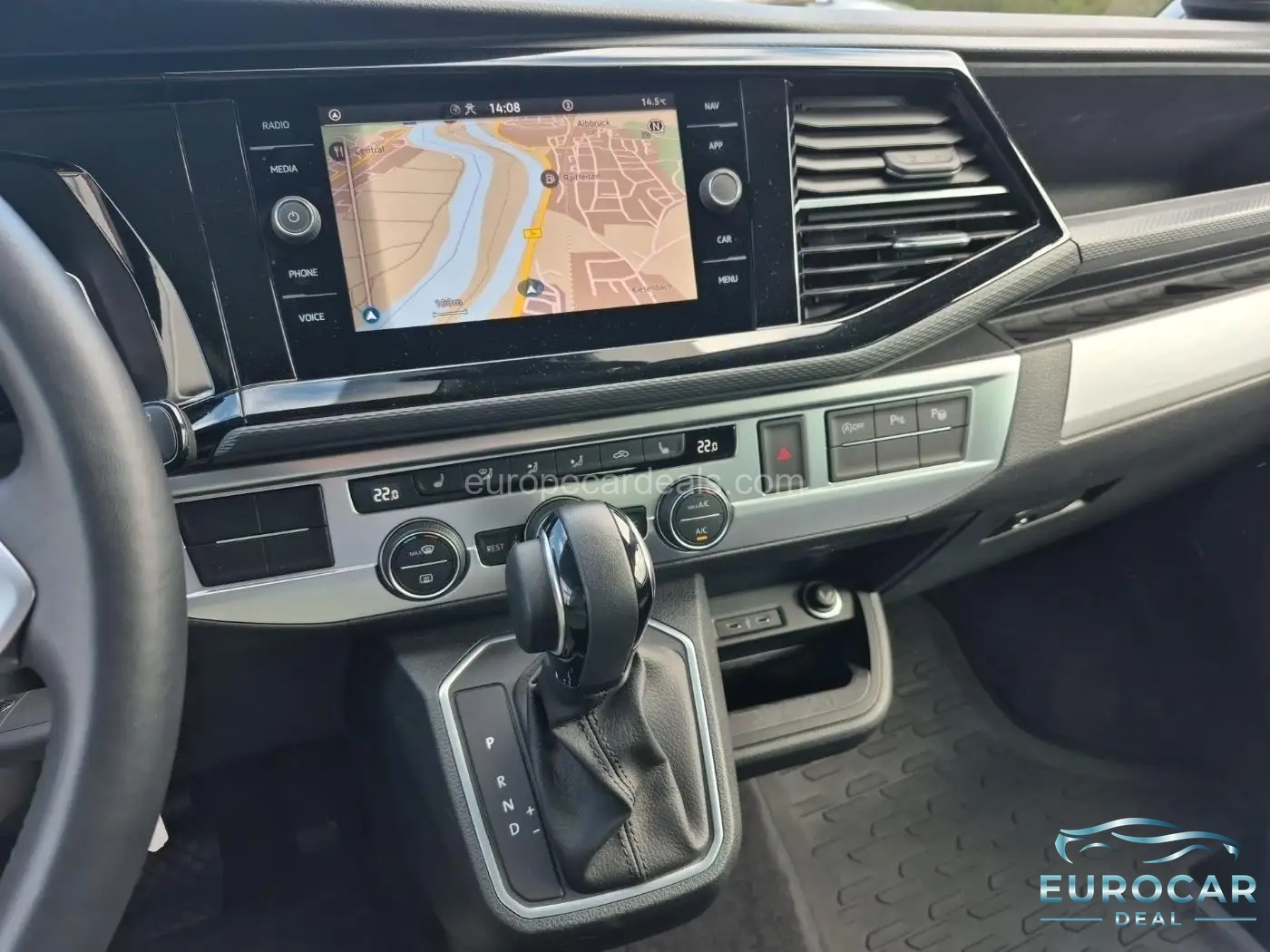 Volkswagen T6 California