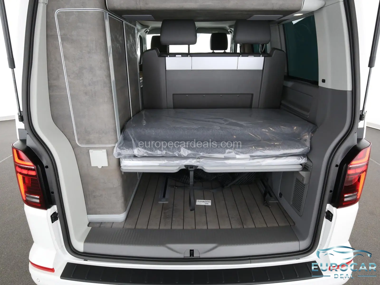 Volkswagen T6 California