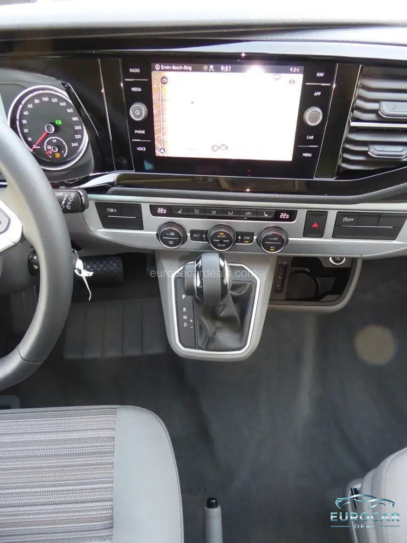 Volkswagen T6 California