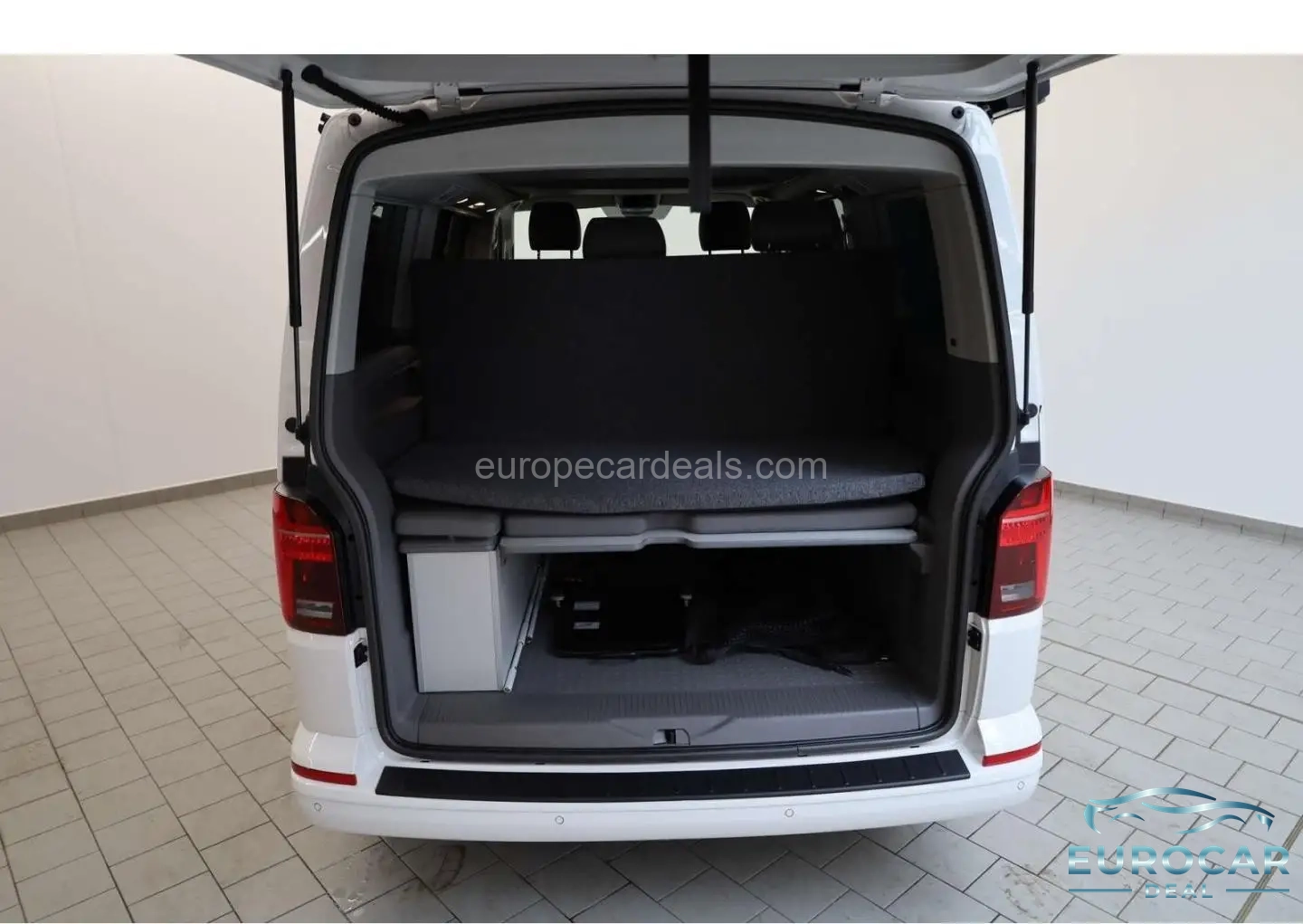 Volkswagen T6 California