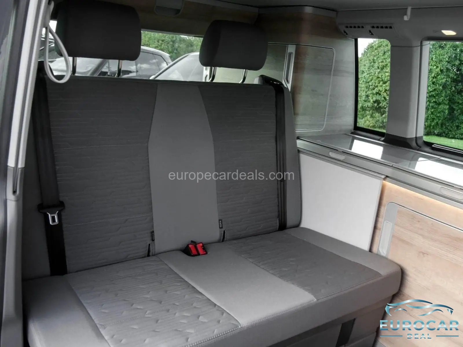 Volkswagen T6 California