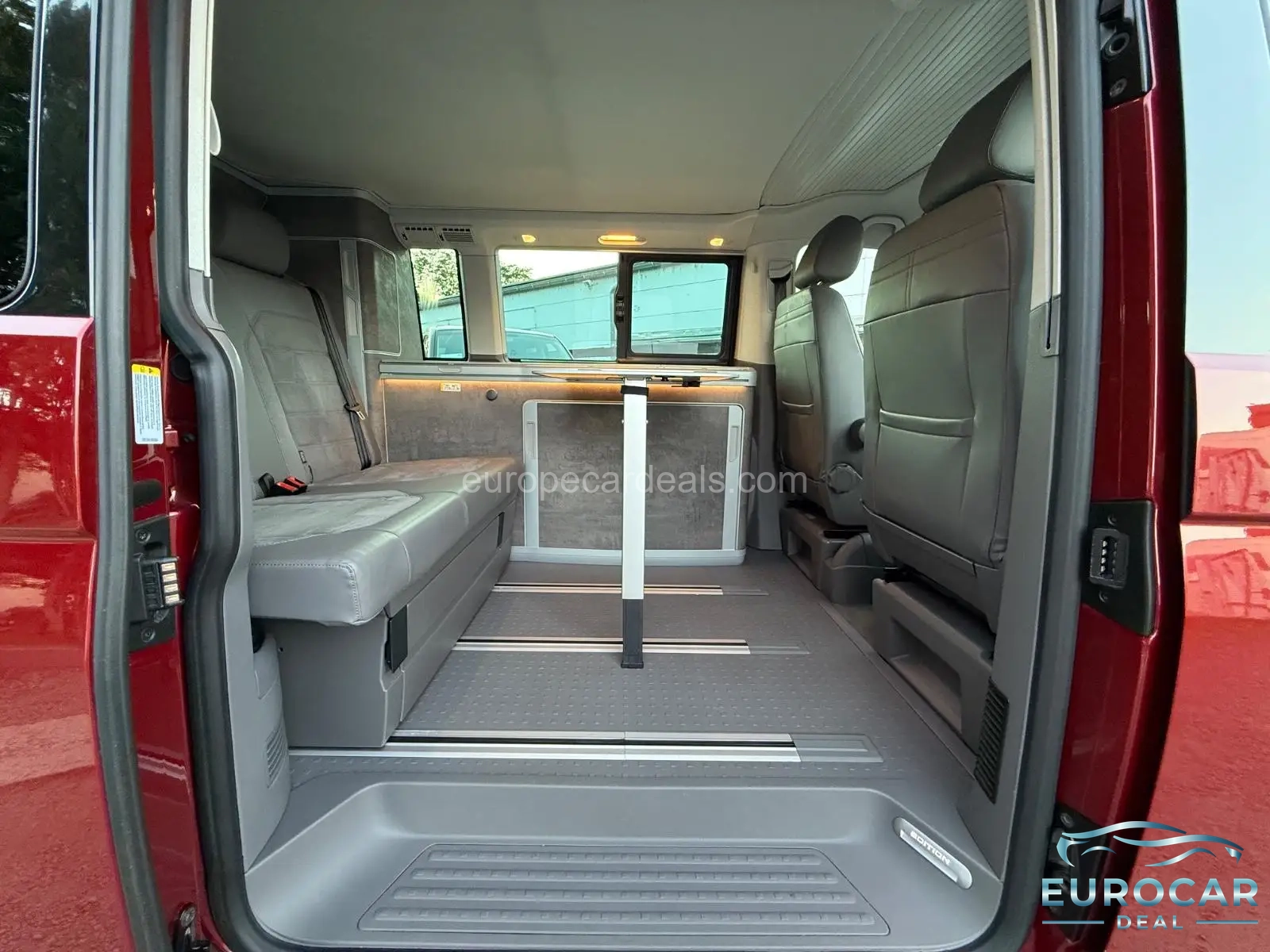 Volkswagen T6 California