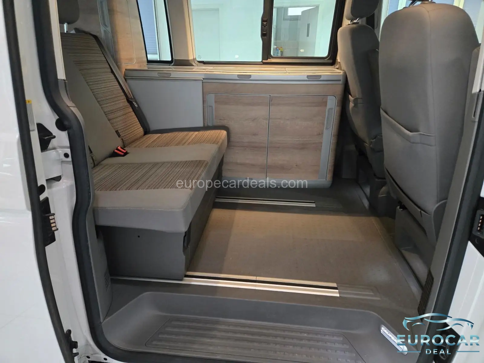 Volkswagen T6 California