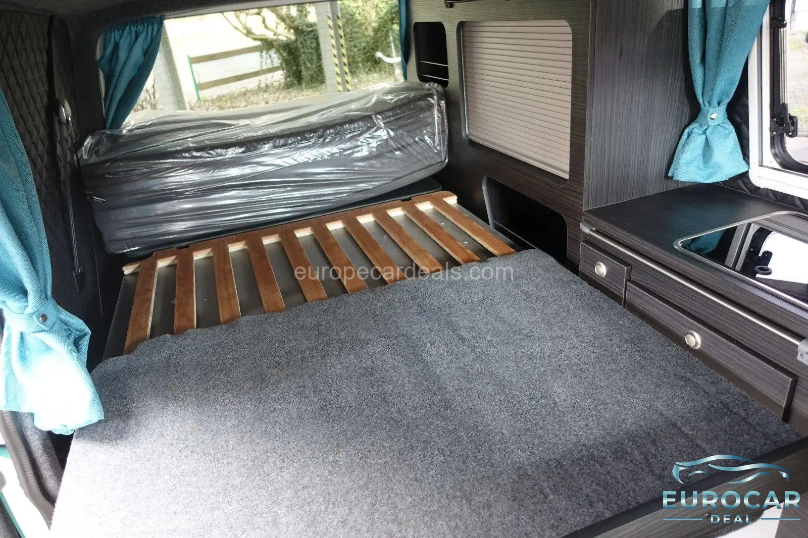 Volkswagen T6 California