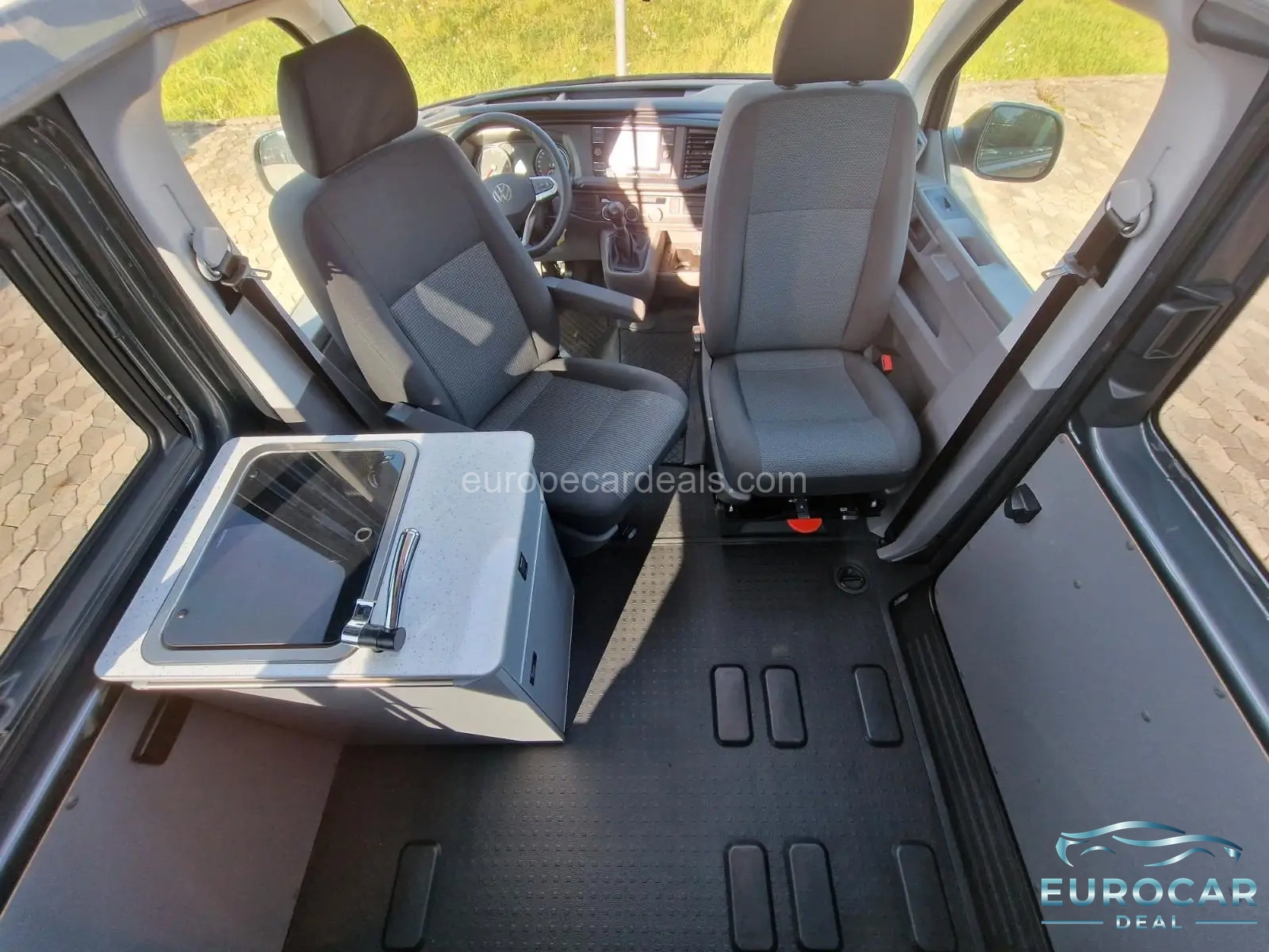Volkswagen T6 California
