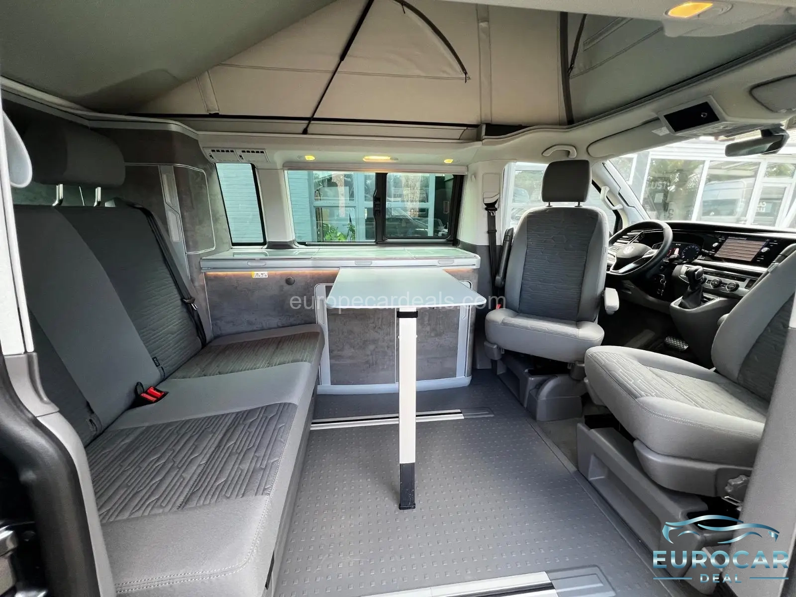 Volkswagen T6 California