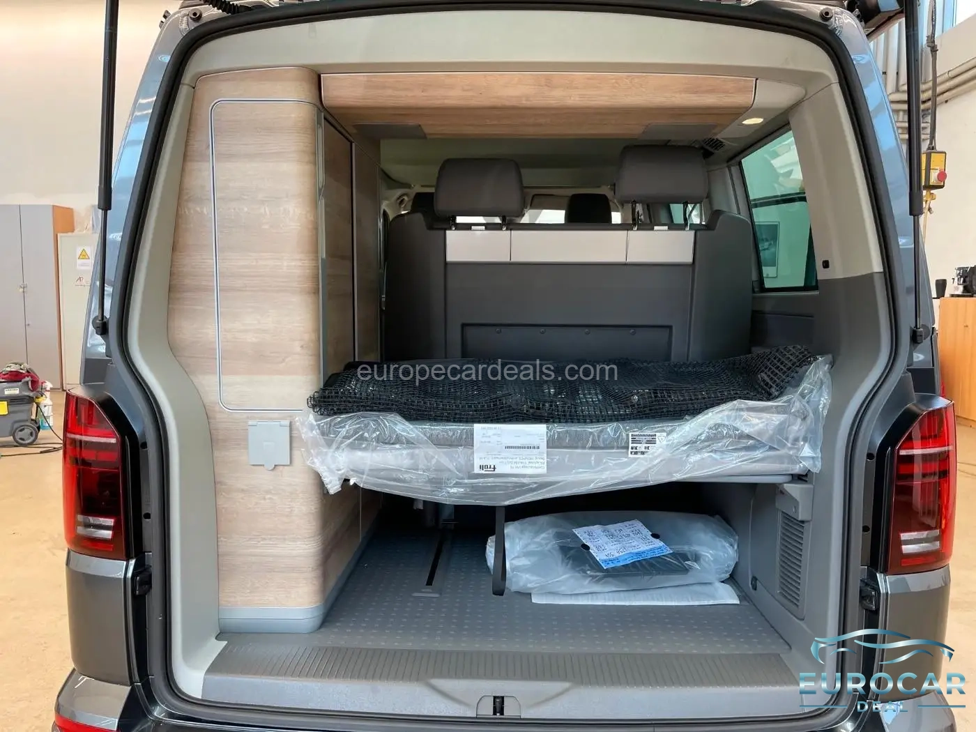 Volkswagen T6 California