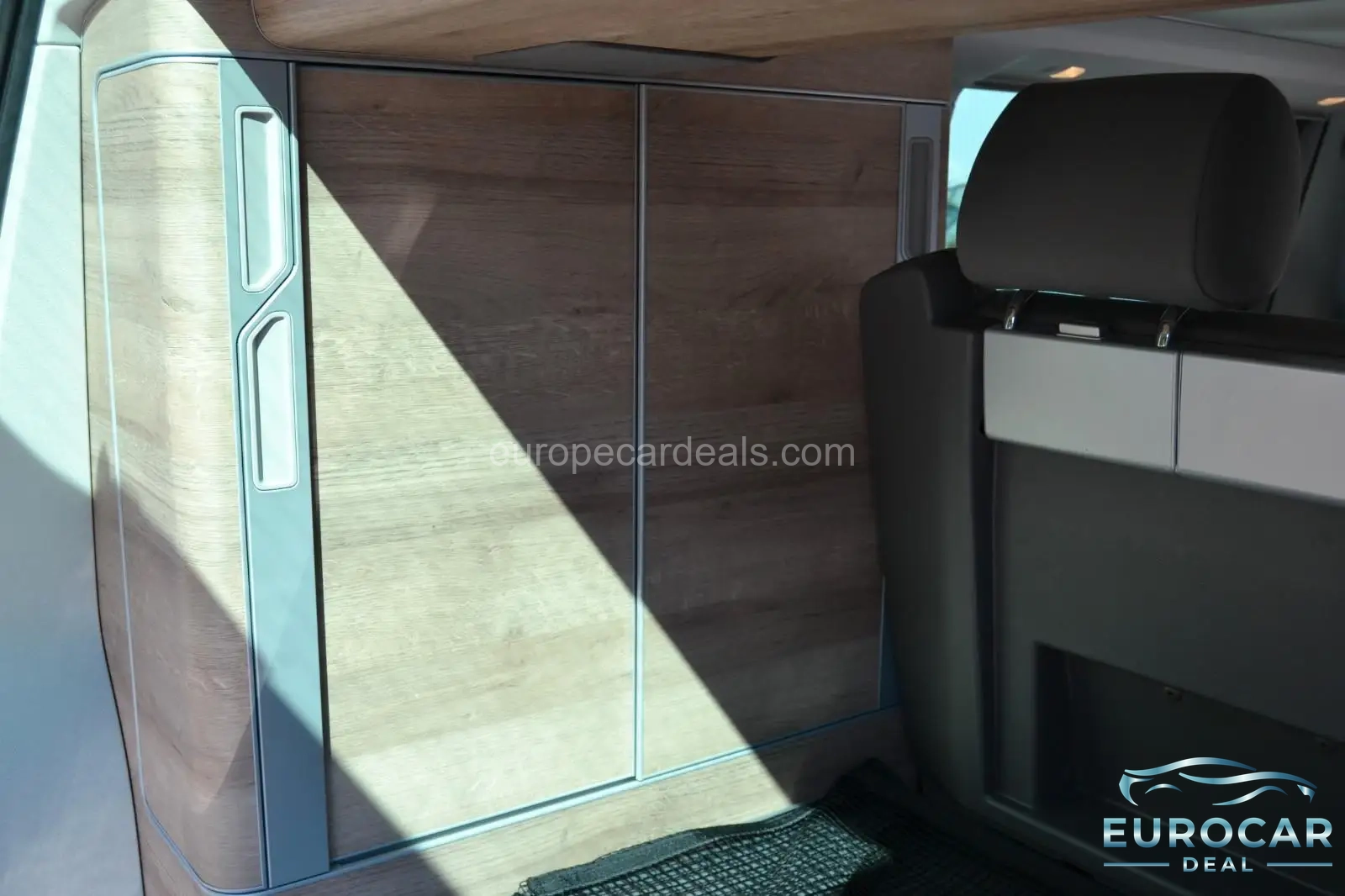 Volkswagen T6 California