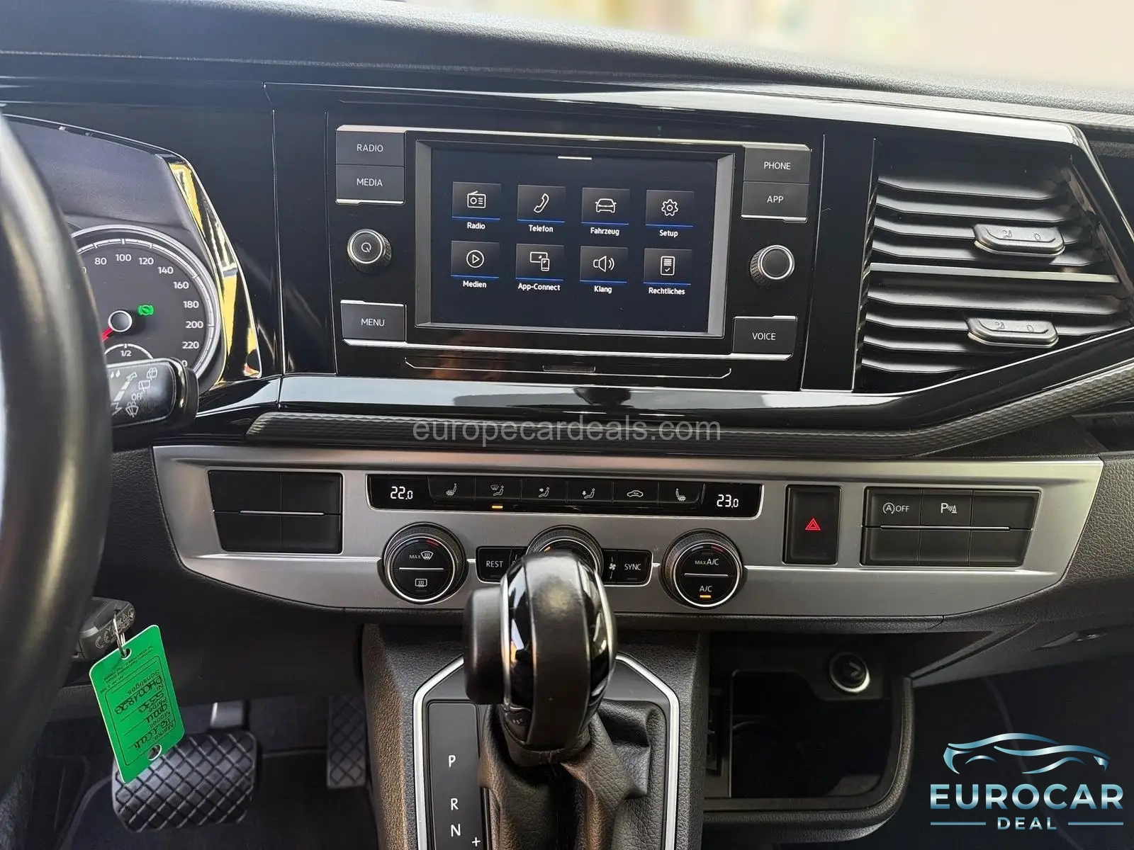 Volkswagen T6 California